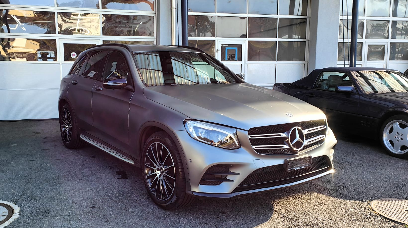 MERCEDES-BENZ GLC 250 AMG Line 4Matic 9G-Tronic-image-6