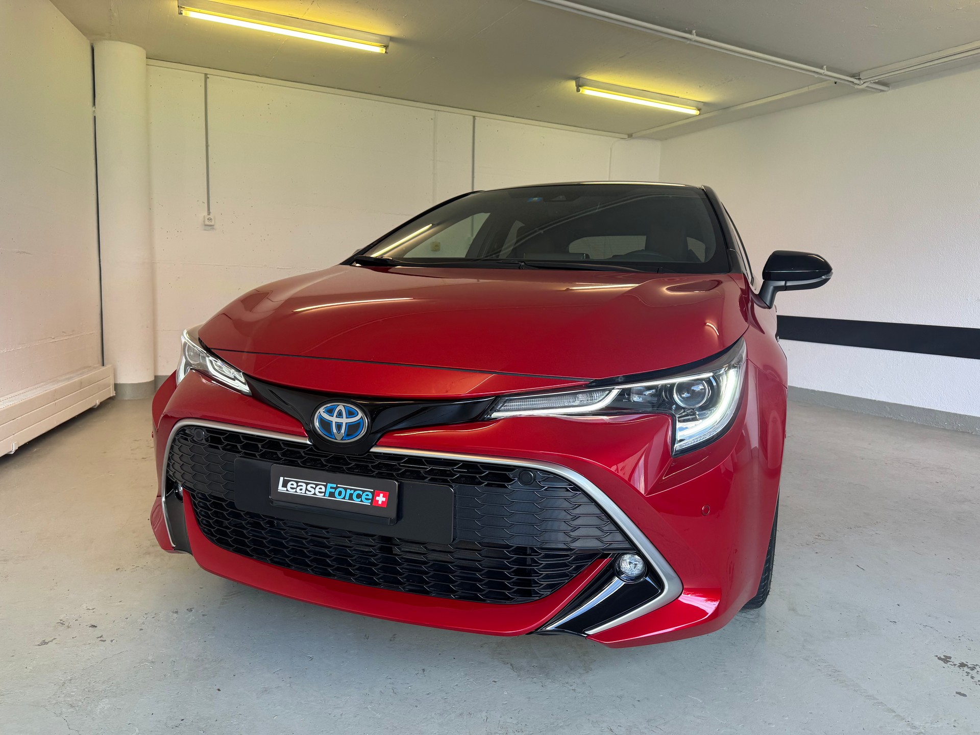 TOYOTA Corolla 2.0 HSD Style e-CVT-image-0