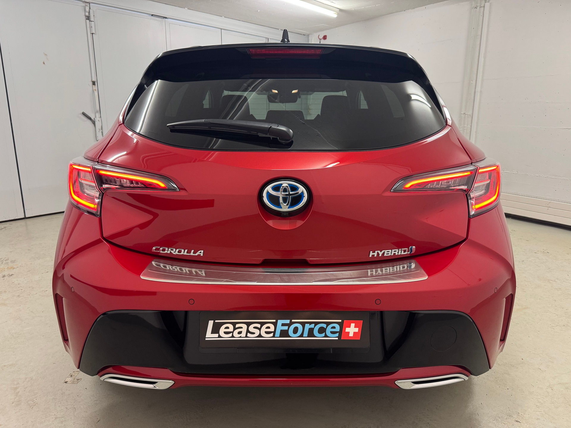 TOYOTA Corolla 2.0 HSD Style e-CVT-image-3