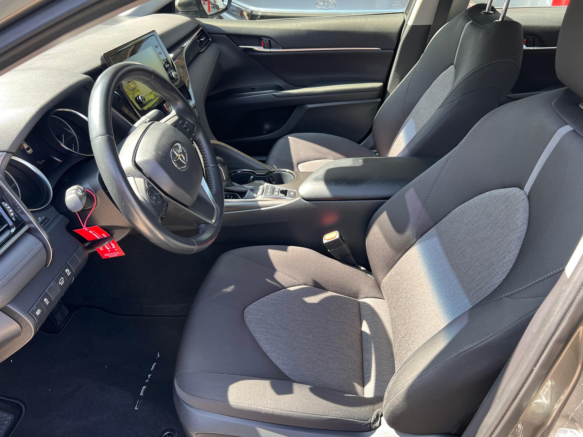 TOYOTA Camry 2.5 HSD Comfort-image-8