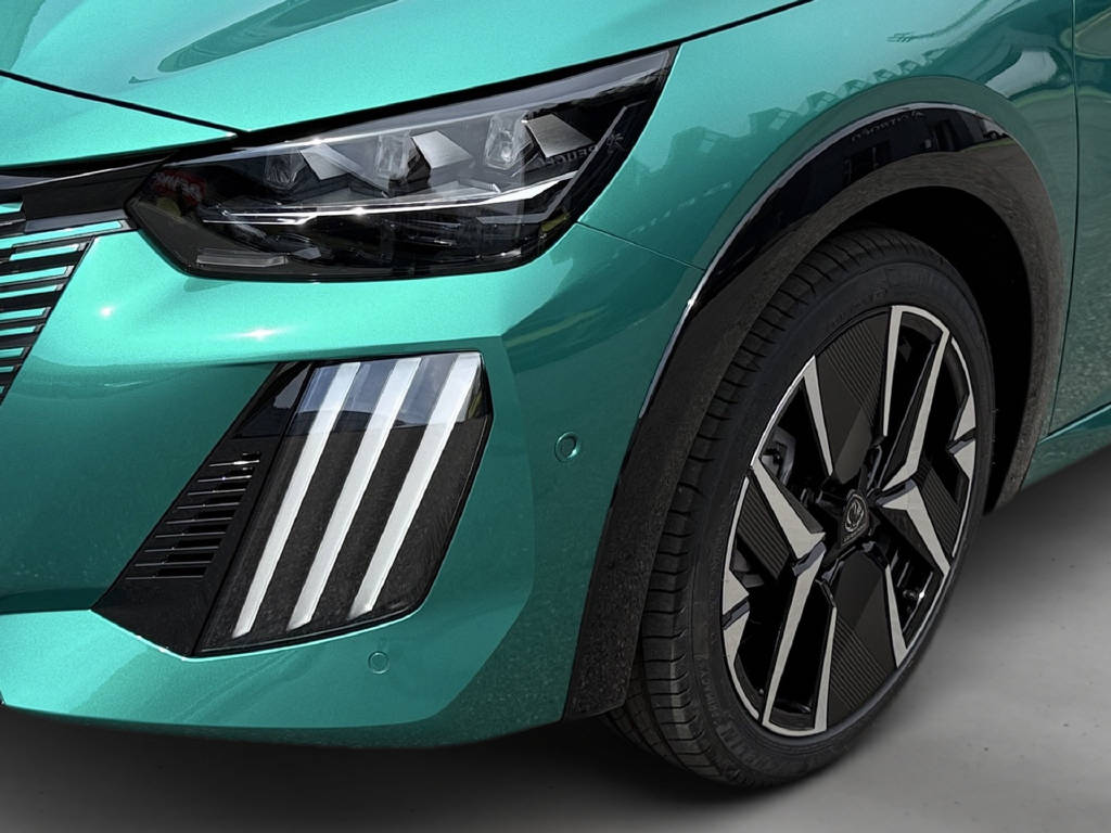 PEUGEOT 208 Hybrid 145 e-DSS6 GT Exclusive-image-1