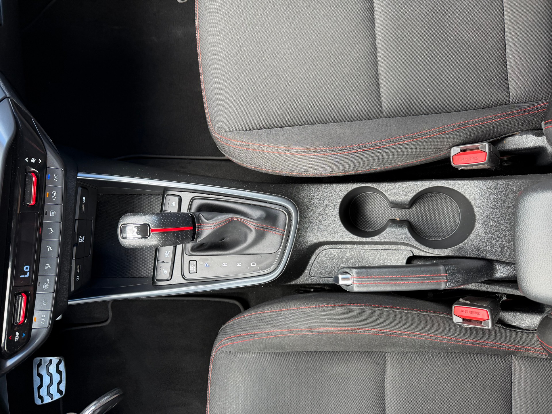 HYUNDAI i20 1.0 T-GDi N Line DCT-image-14