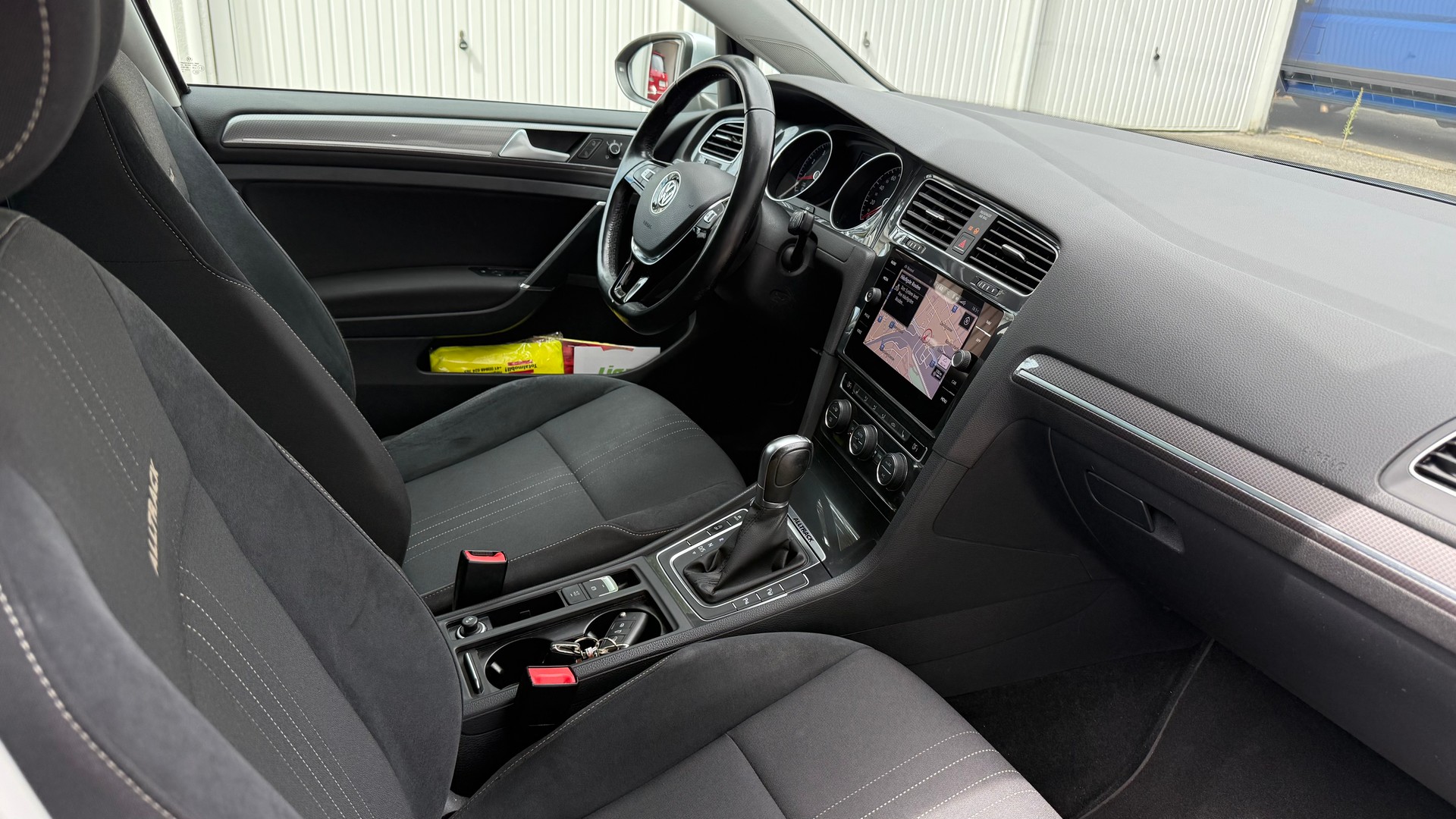 VW Golf 1.8 TSI Alltrack 4Motion DSG-image-12