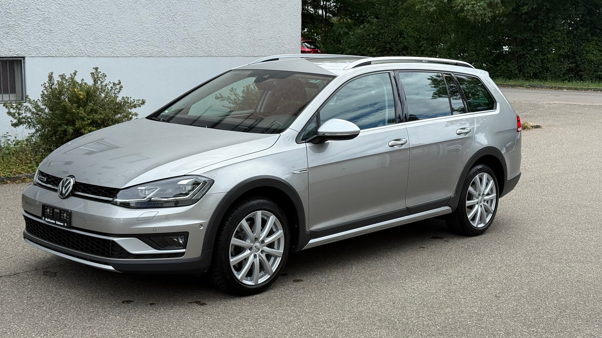 VW Golf 1.8 TSI Alltrack 4Motion DSG-image-0