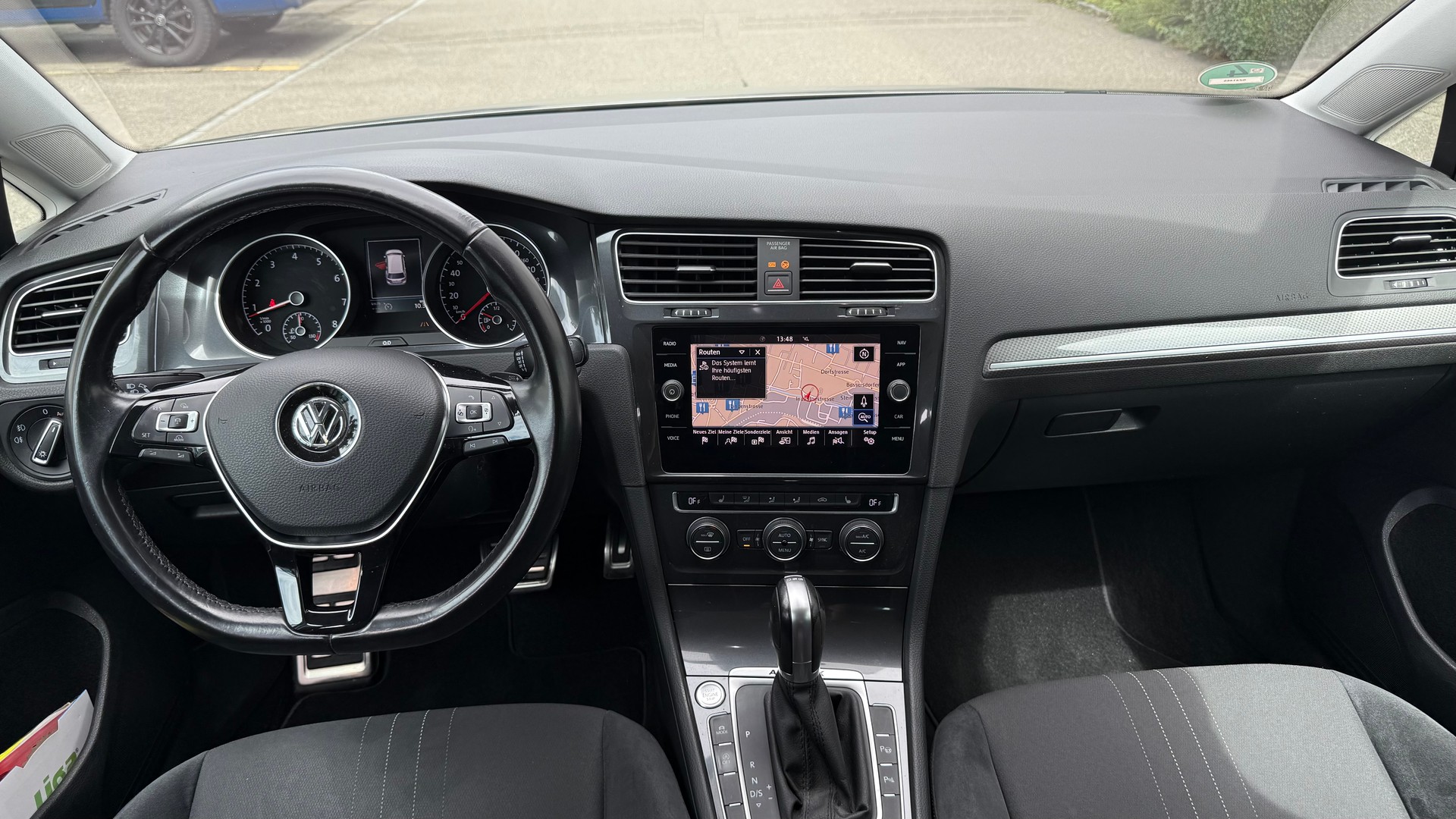 VW Golf 1.8 TSI Alltrack 4Motion DSG-image-11