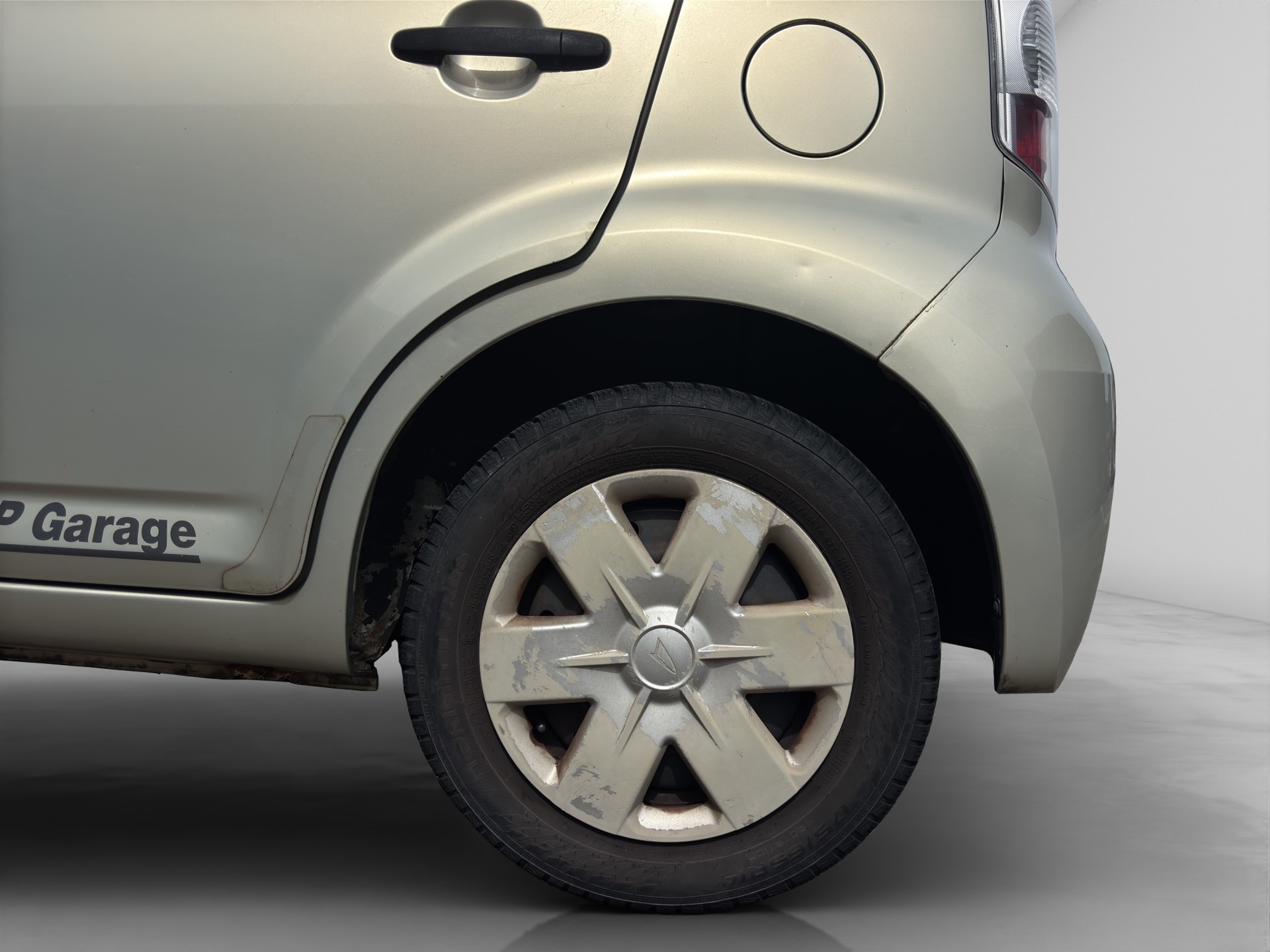 DAIHATSU Sirion 1.3 eco-4WD-image-13