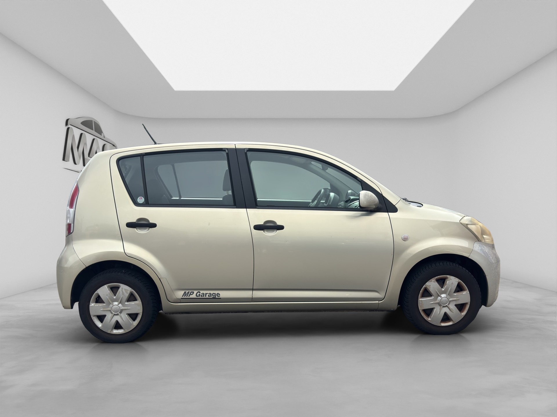 DAIHATSU Sirion 1.3 eco-4WD-image-6