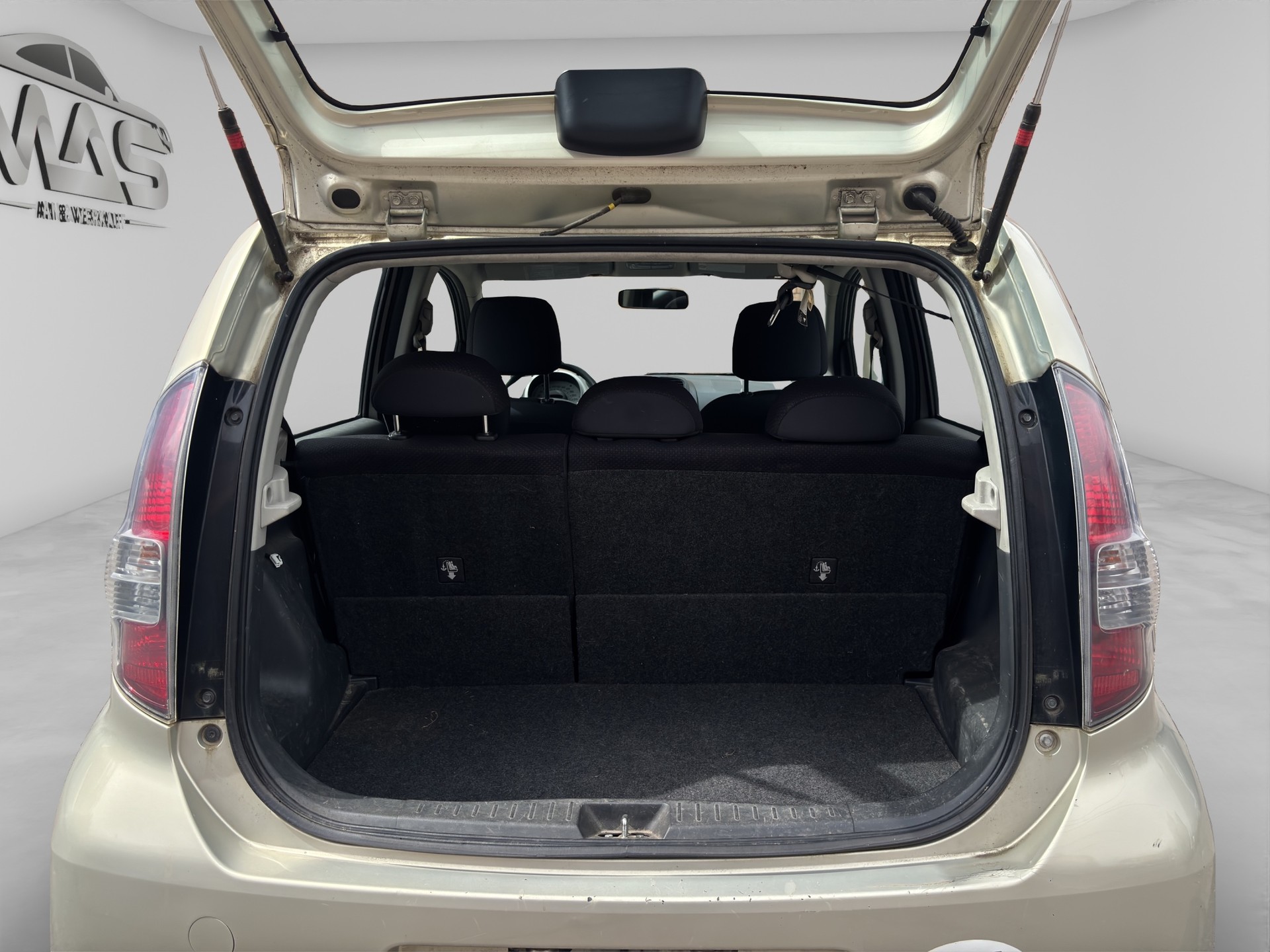 DAIHATSU Sirion 1.3 eco-4WD-image-12