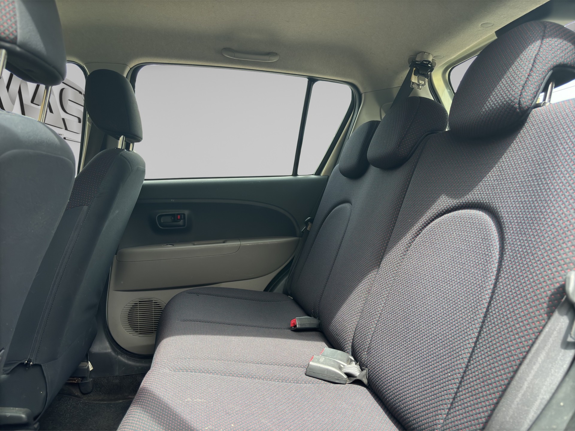 DAIHATSU Sirion 1.3 eco-4WD-image-10