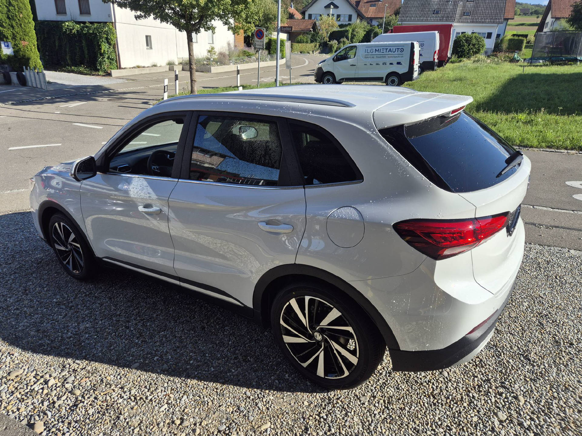 MG ZS 1.5 Hybrid+ Luxury-image-5