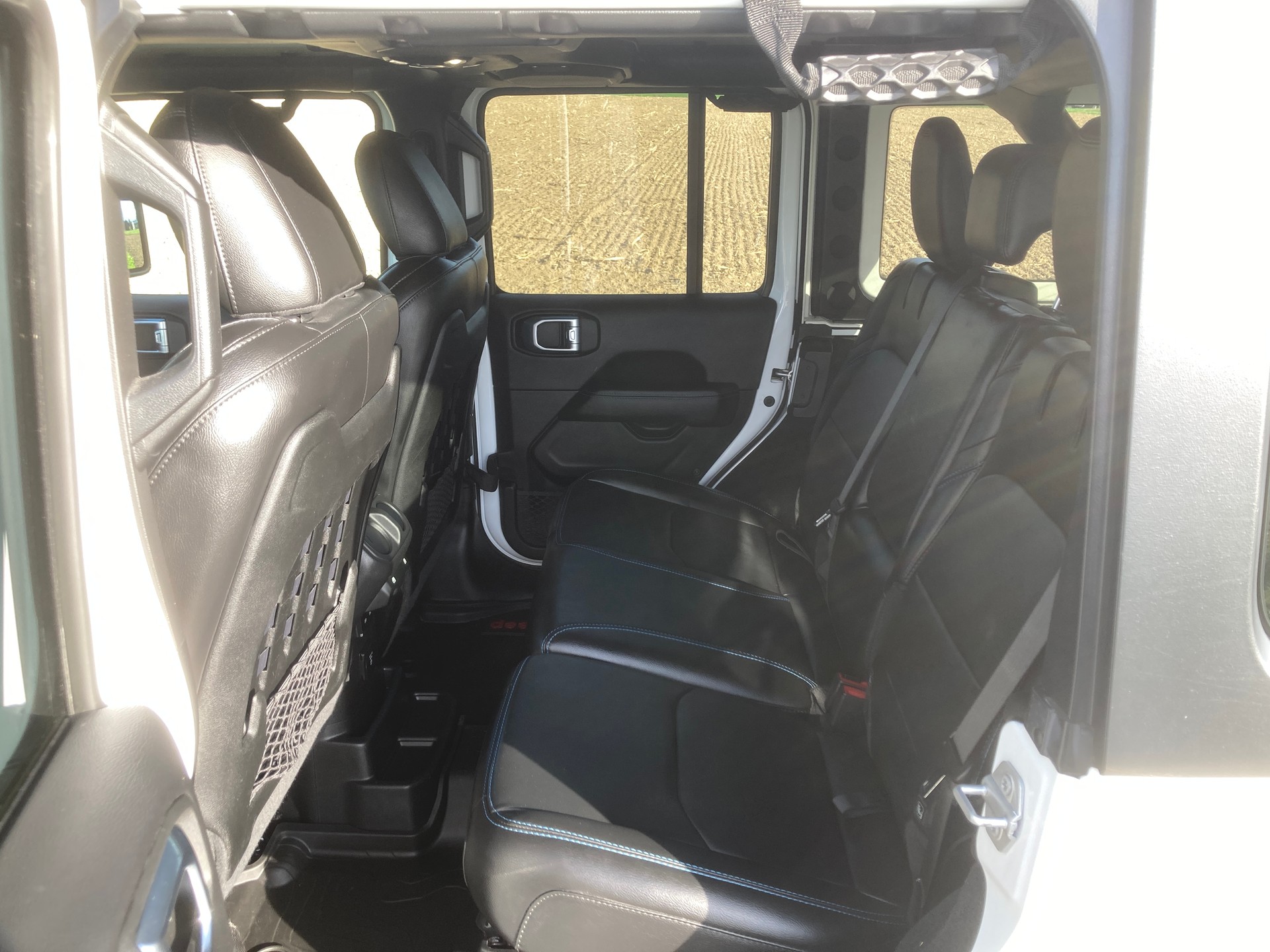 JEEP Wrangler 2.0 PHEV Unlimited Rubicon DT Automatic-image-11