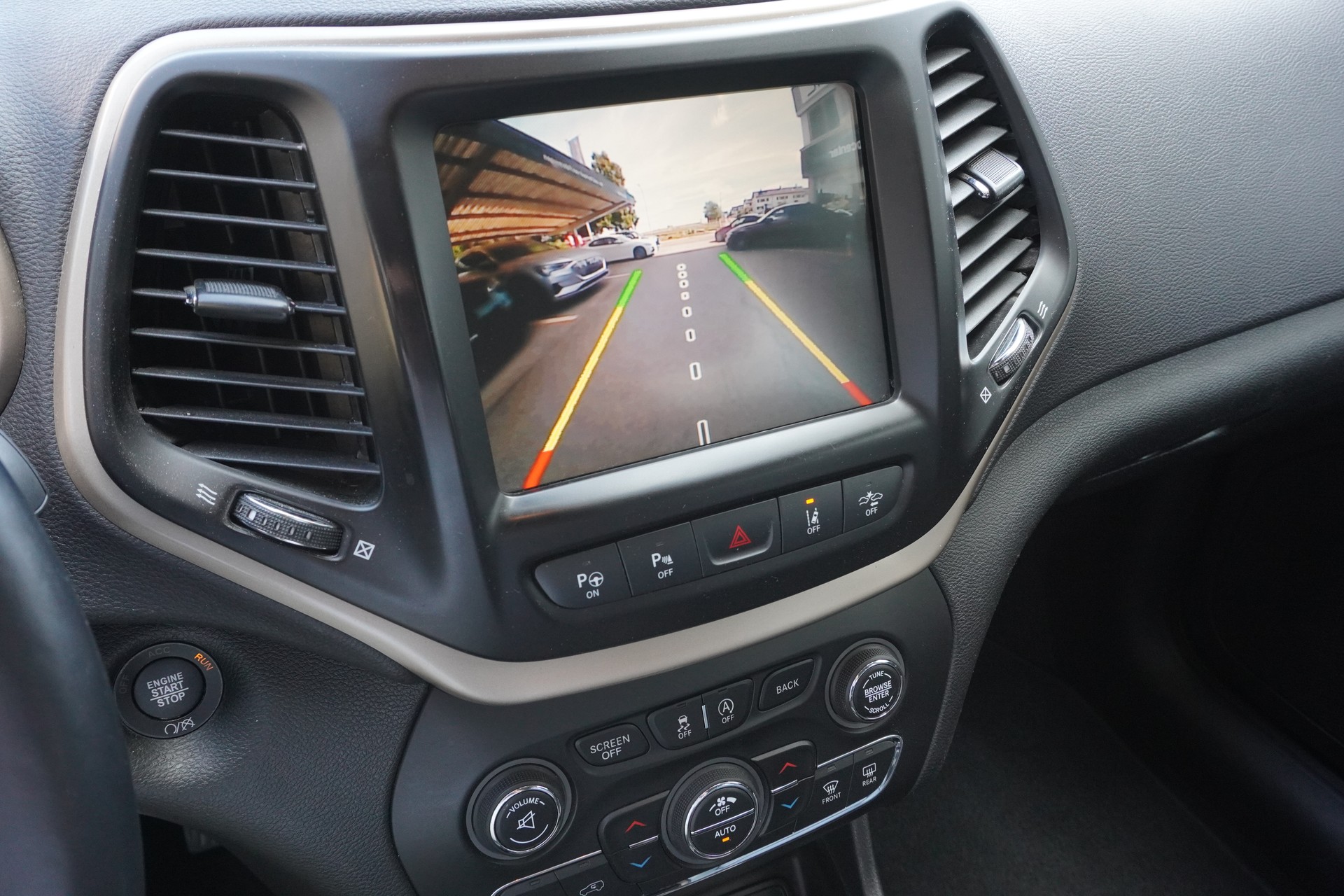 JEEP Cherokee 2.0TD Limited AWD 9ATX-image-11