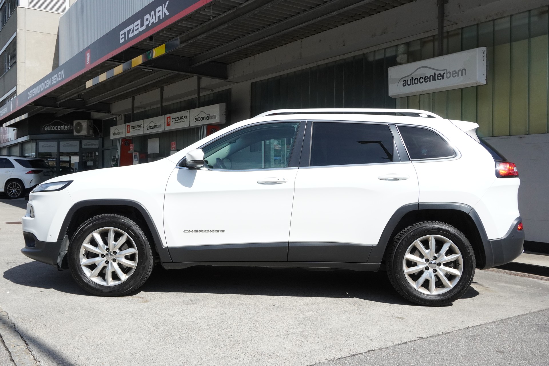 JEEP Cherokee 2.0TD Limited AWD 9ATX-image-7