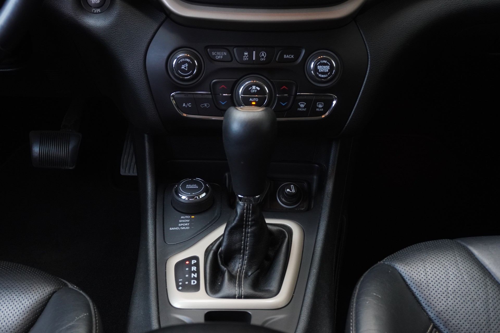 JEEP Cherokee 2.0TD Limited AWD 9ATX-image-13