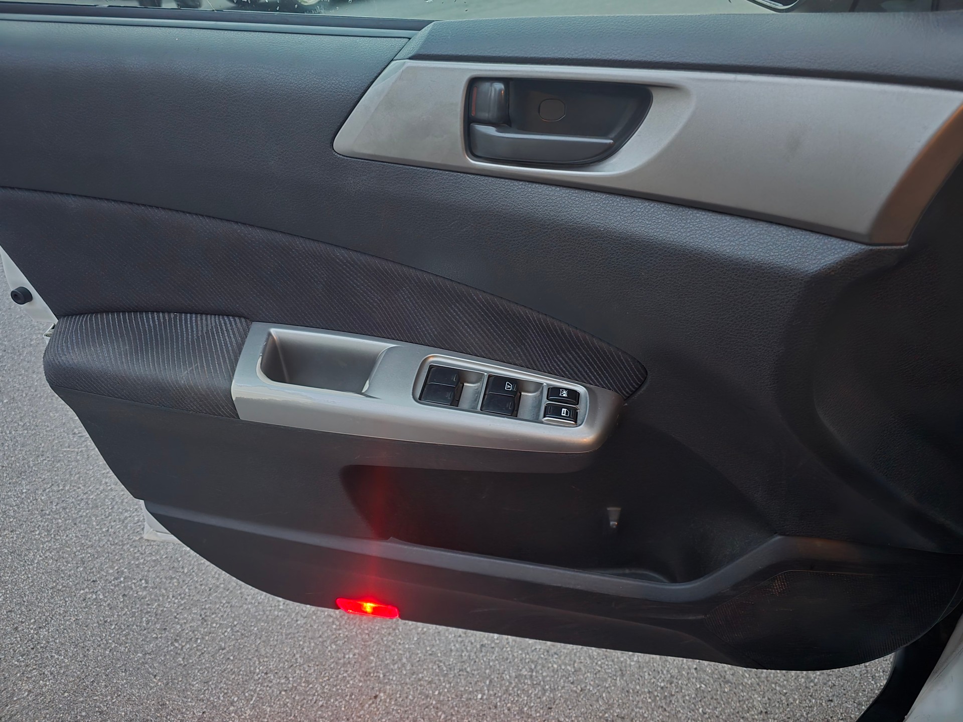 SUBARU Forester 2.0X Advantage-image-11