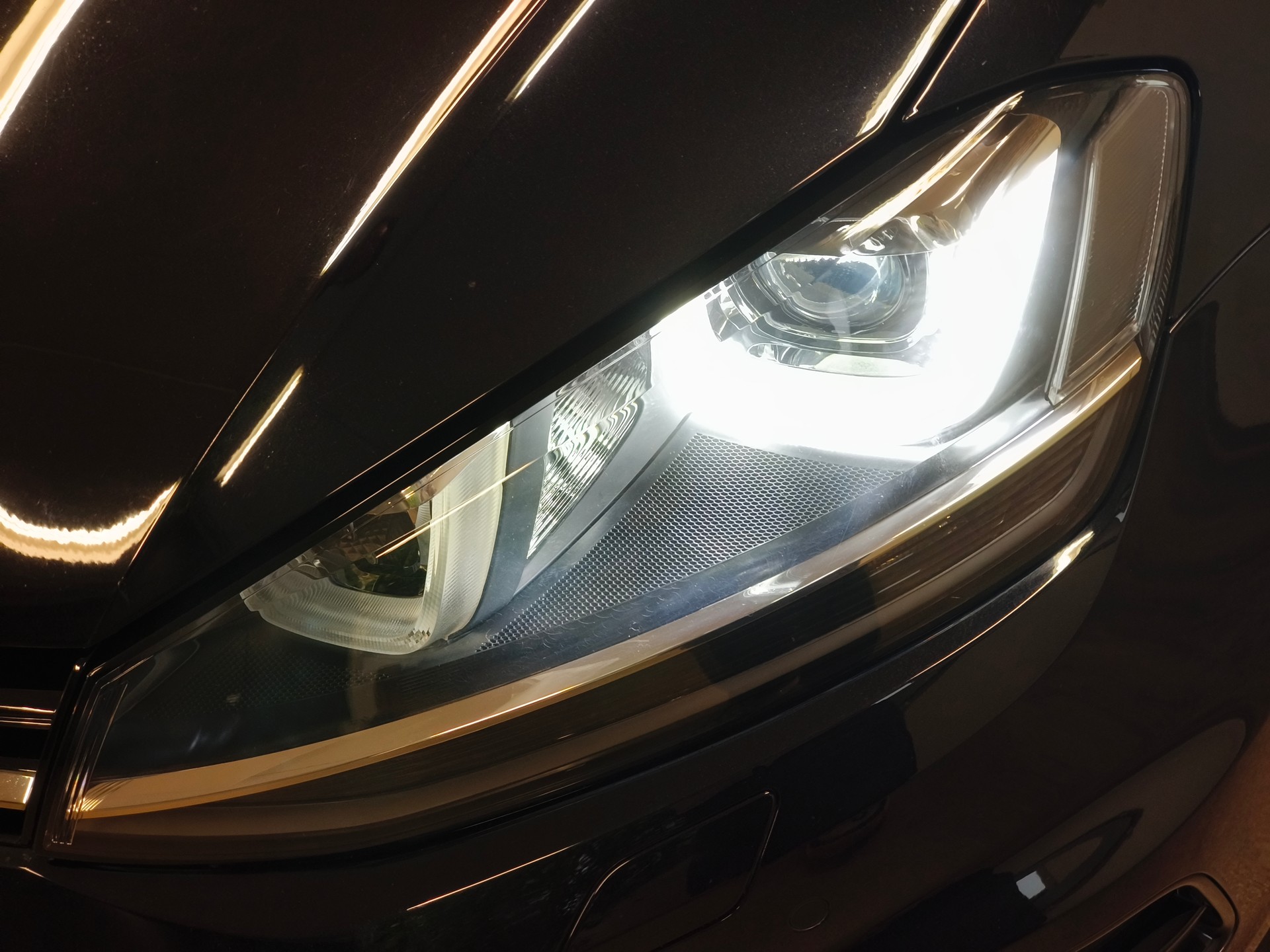 VW Golf 1.4 TSI Cup R-Line DSG-image-4