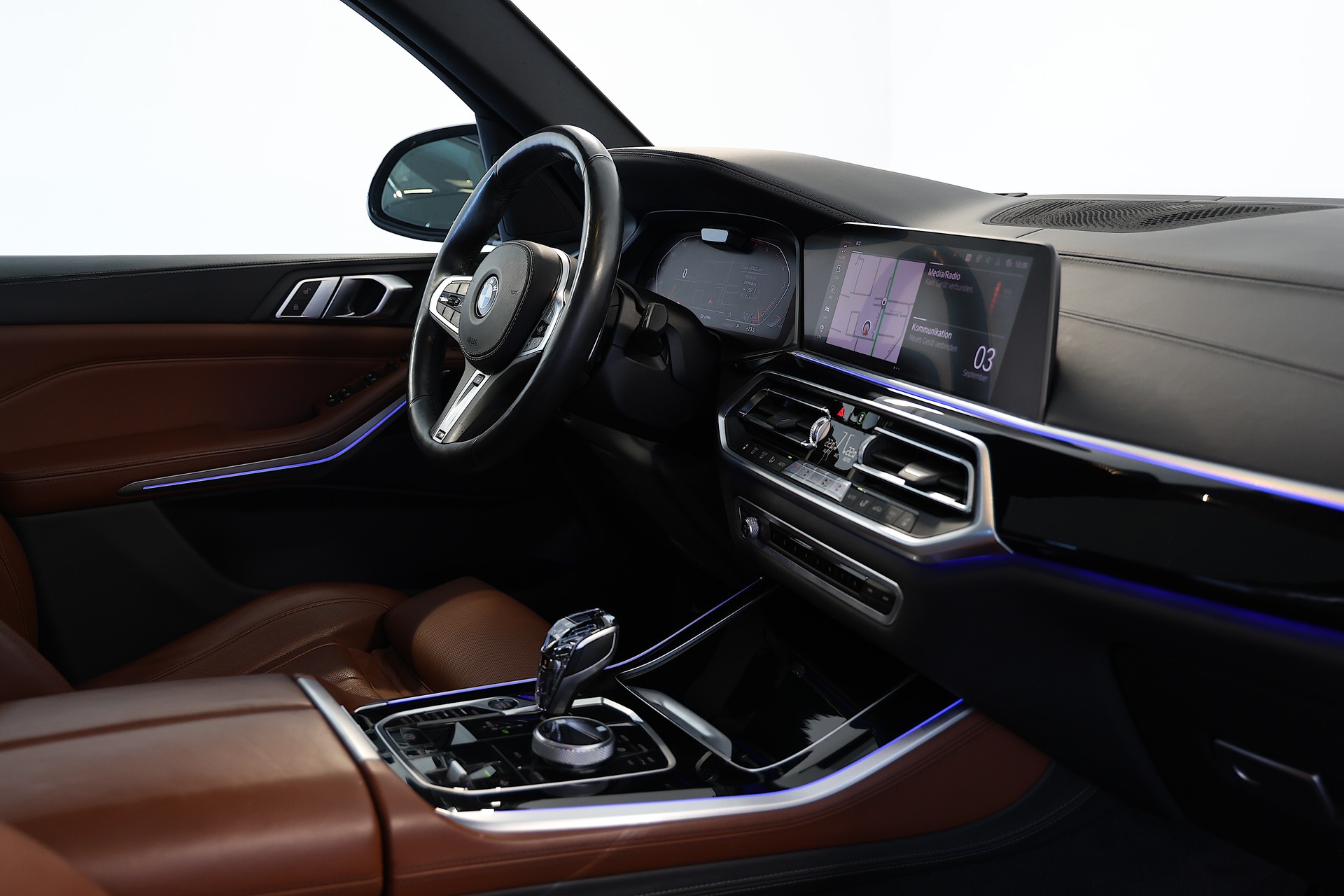 BMW X5 40i xDrive M-Sport SAG-image-11