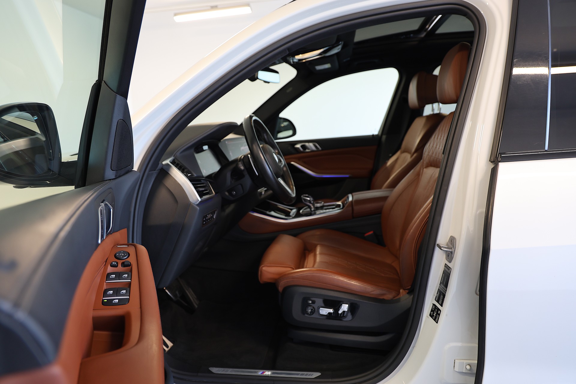 BMW X5 40i xDrive M-Sport SAG-image-5