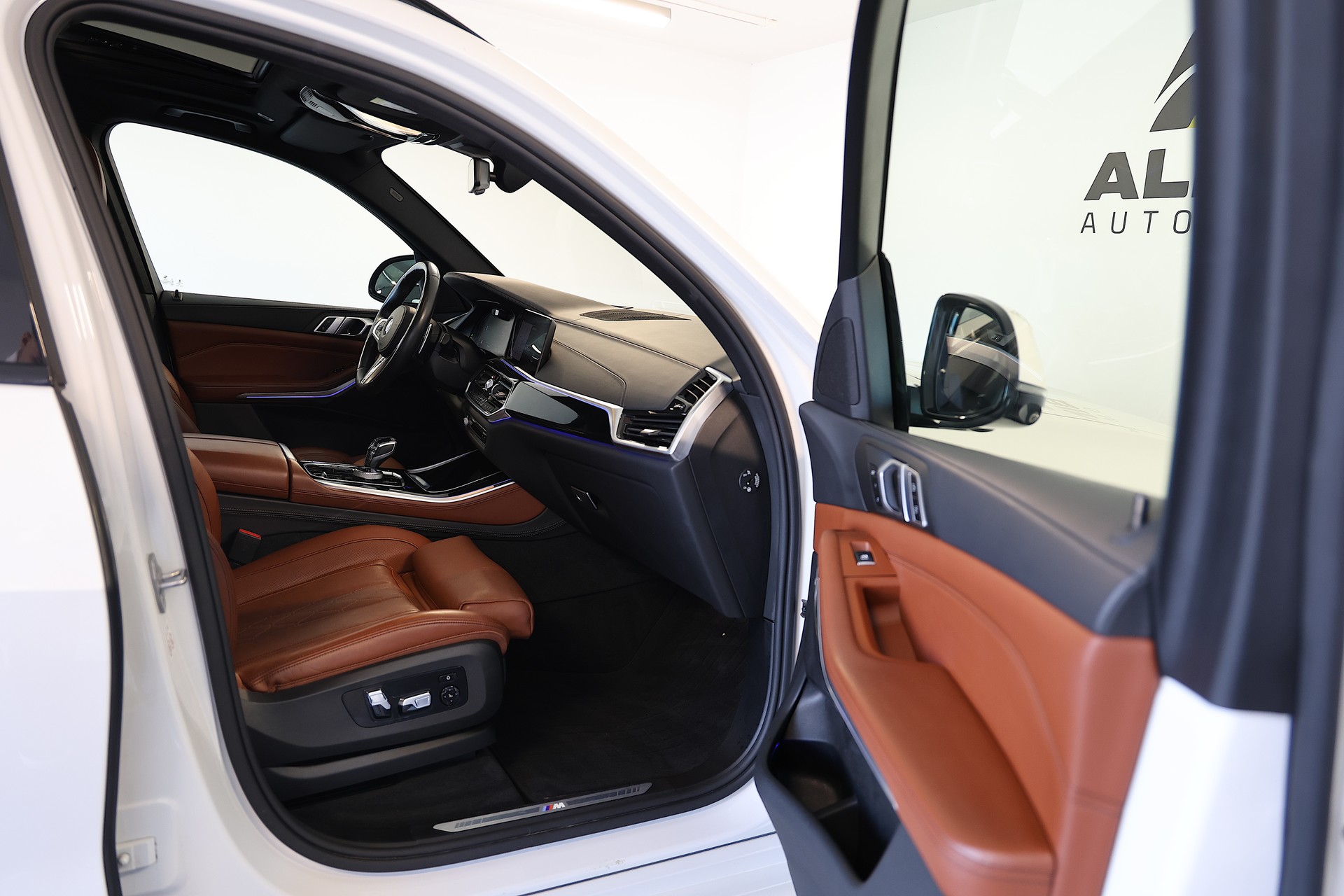 BMW X5 40i xDrive M-Sport SAG-image-9