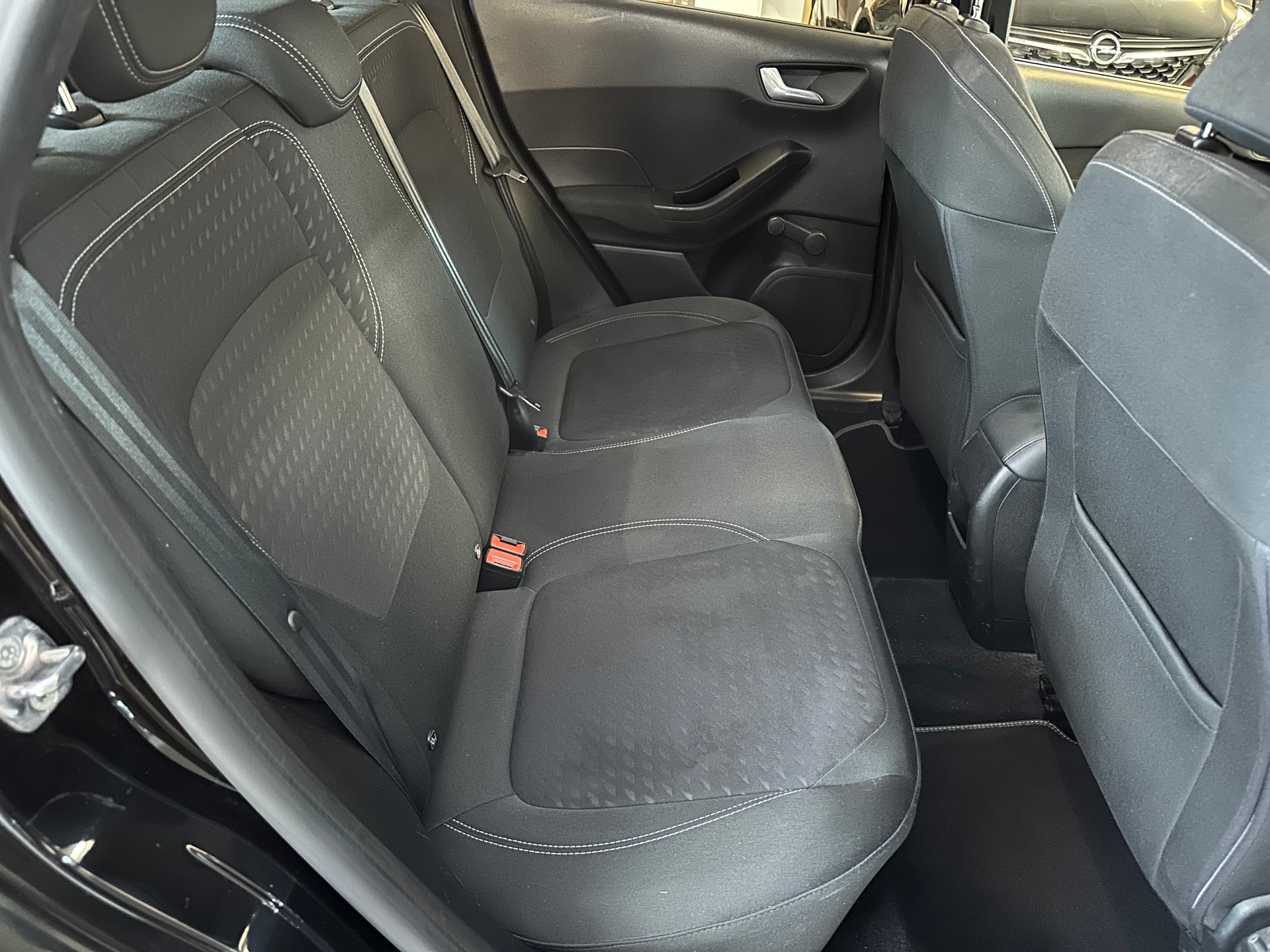 FORD Fiesta 1.0 SCTi Active II-image-8
