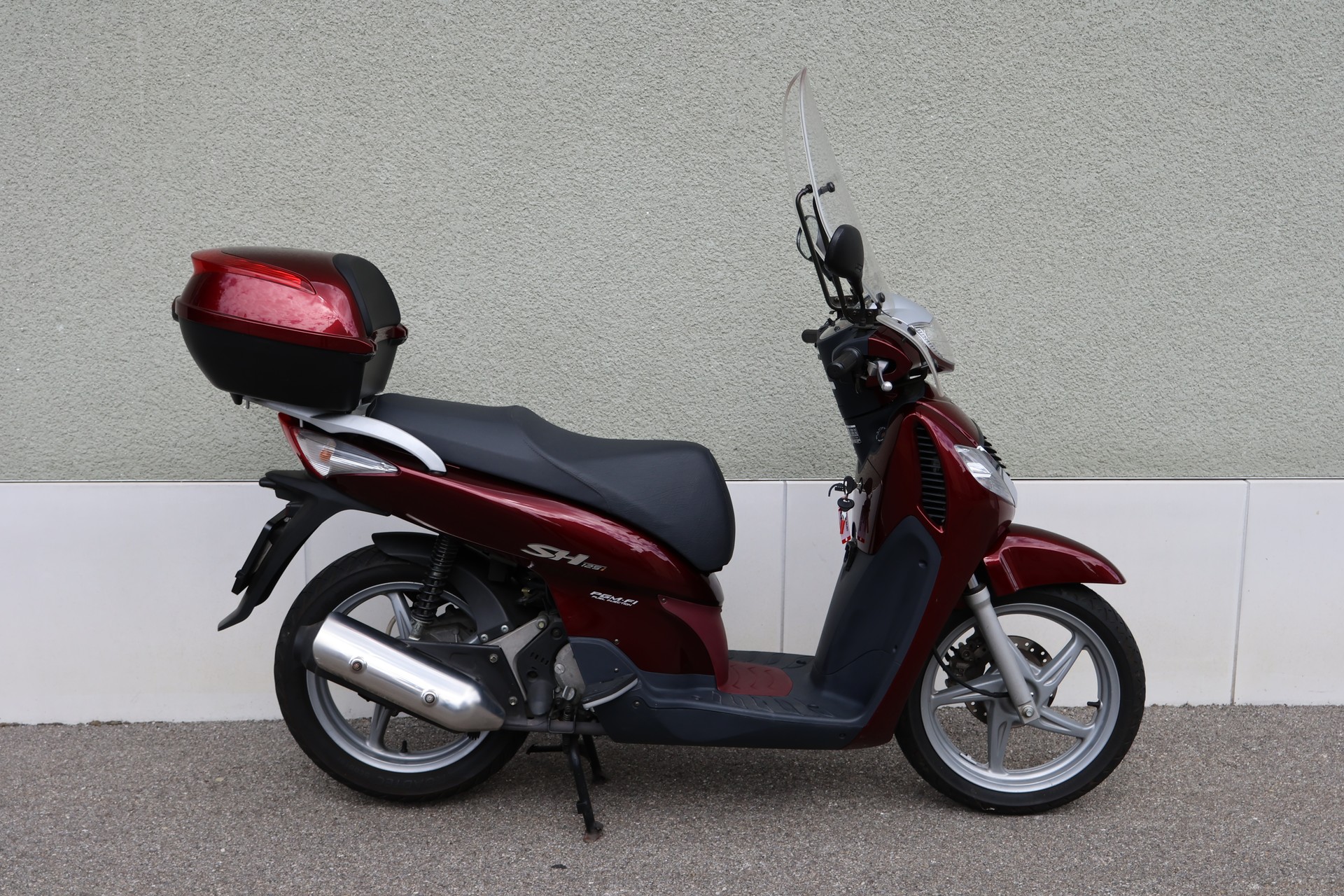 HONDA SH 125 i Topbox-image-1