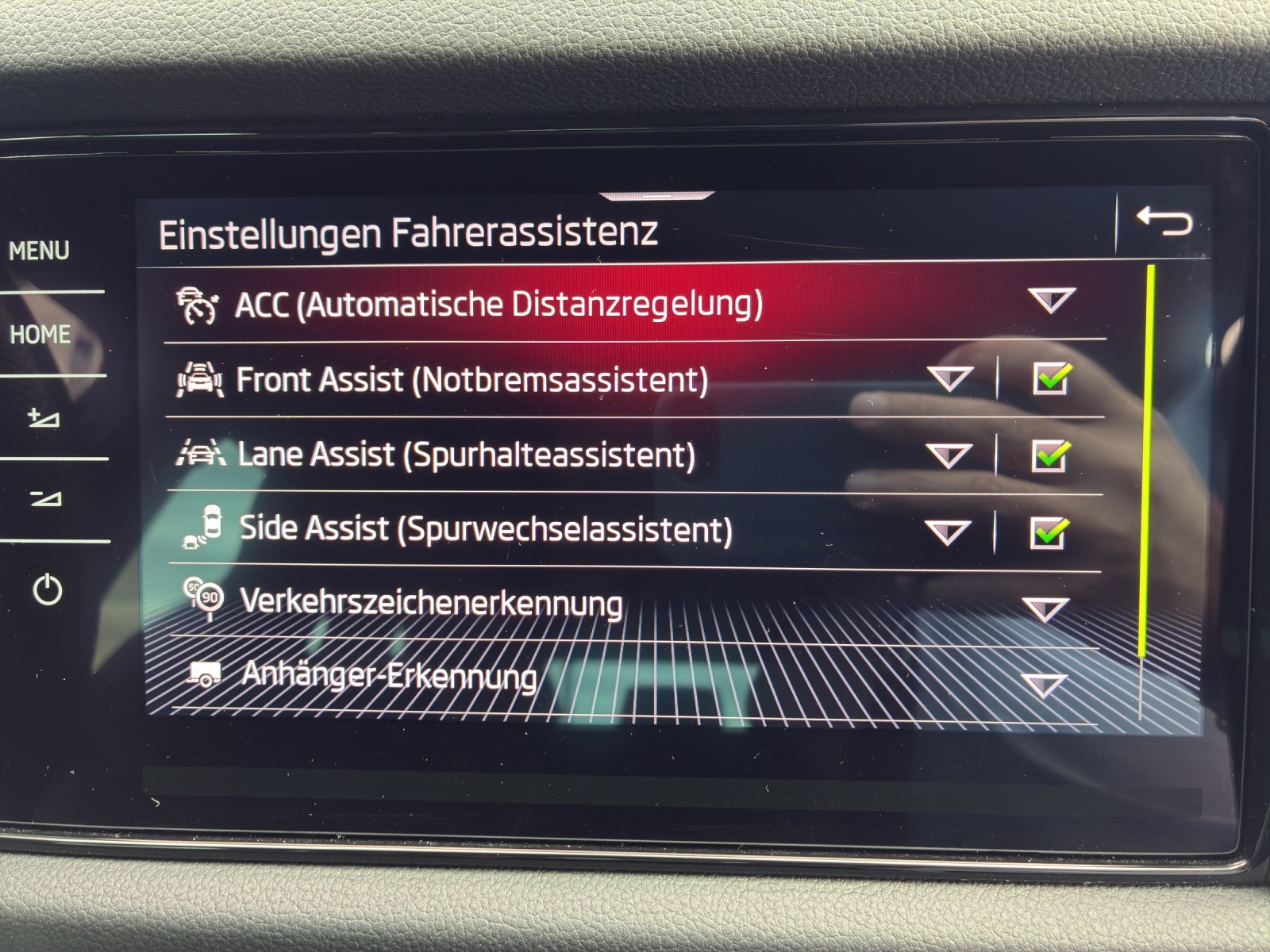 SKODA Kodiaq 2.0 TDI SCR SportLine 4x4 DSG-image-13