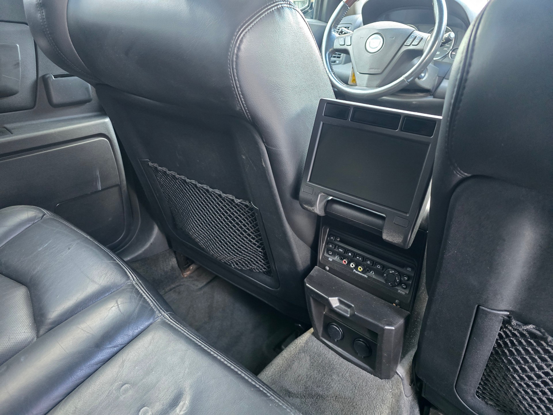 CADILLAC SRX 4.6 V8 Sport Luxury 4WD-image-7