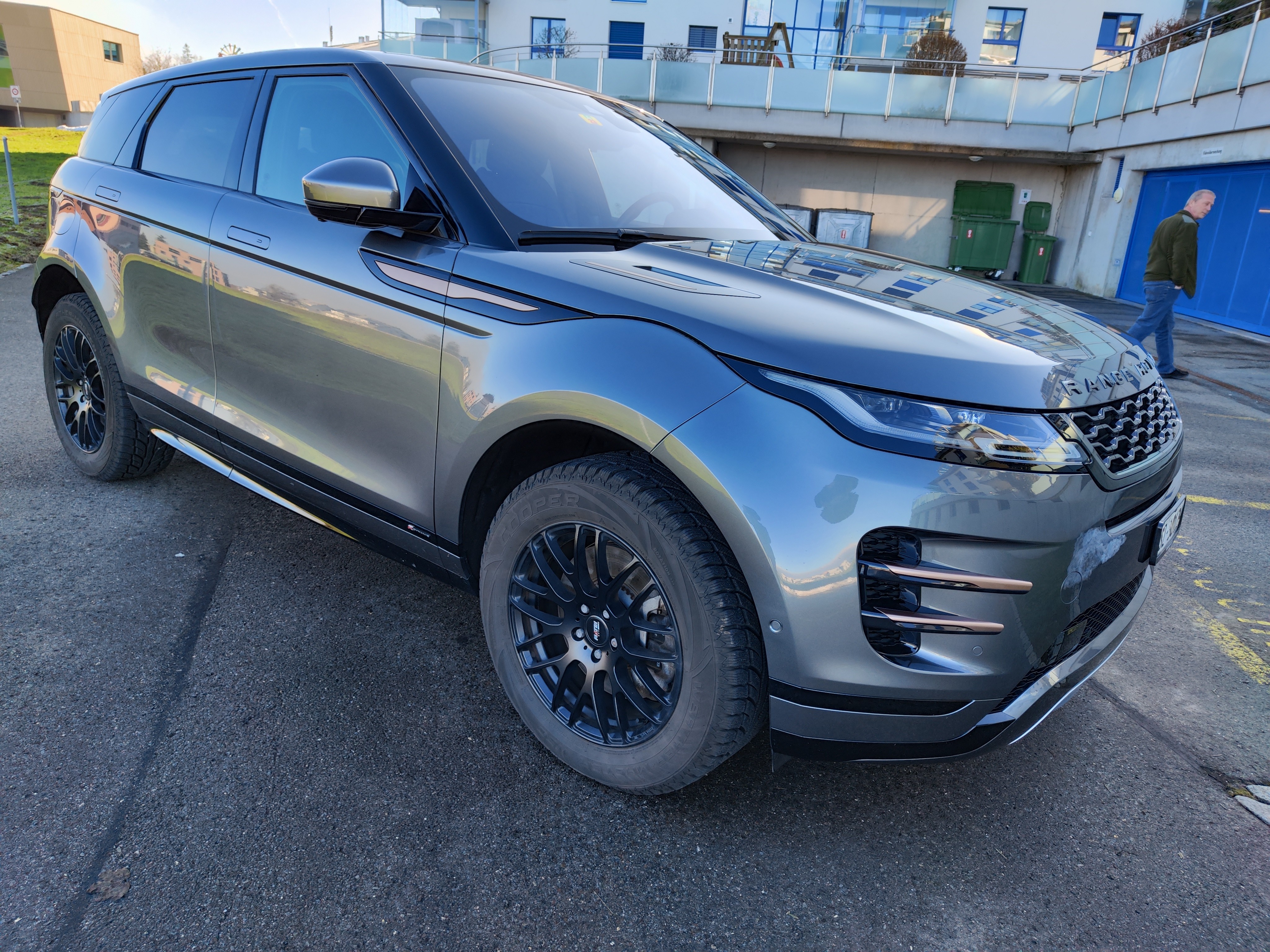LAND ROVER 2.0 T 300 HSE — slika 1