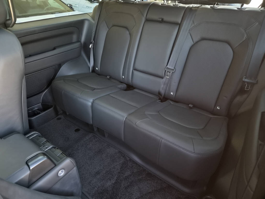 LAND ROVER Defender 90 3.0 D I6 350cv X-Dynamic HSE-image-9