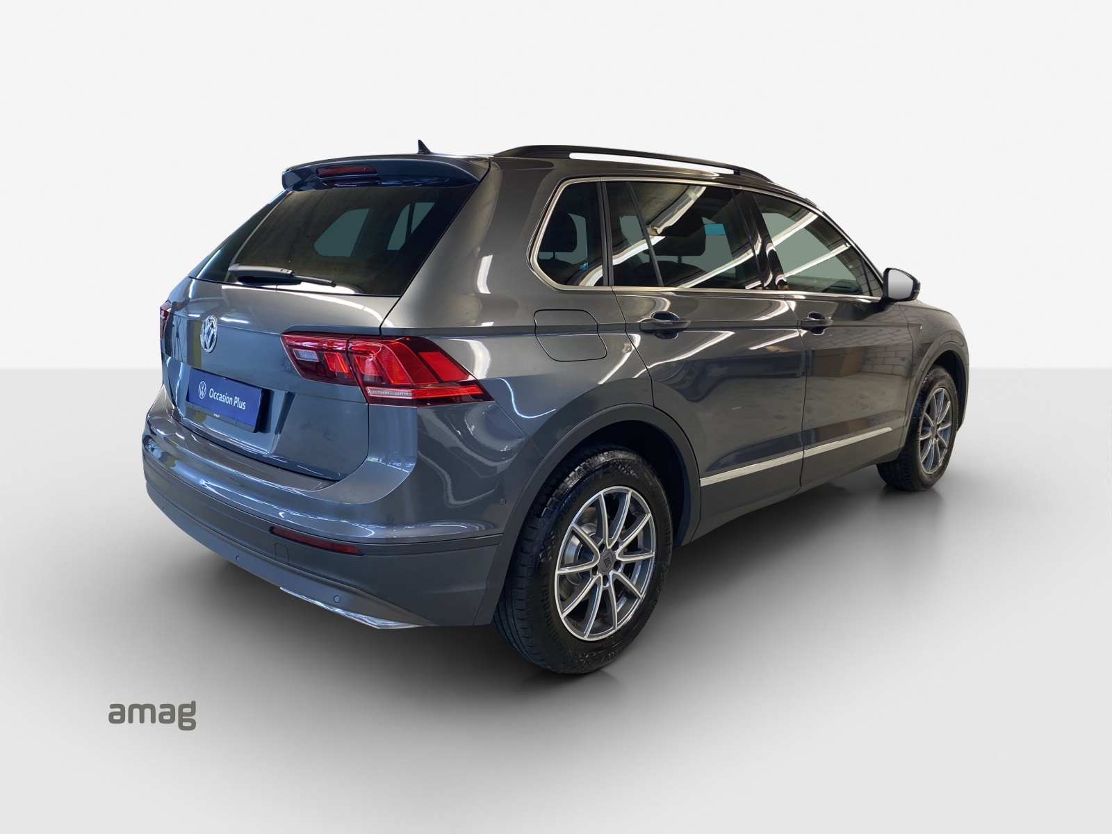 VW Tiguan 2.0TSI Comfortline 4Motion DSG-image-4