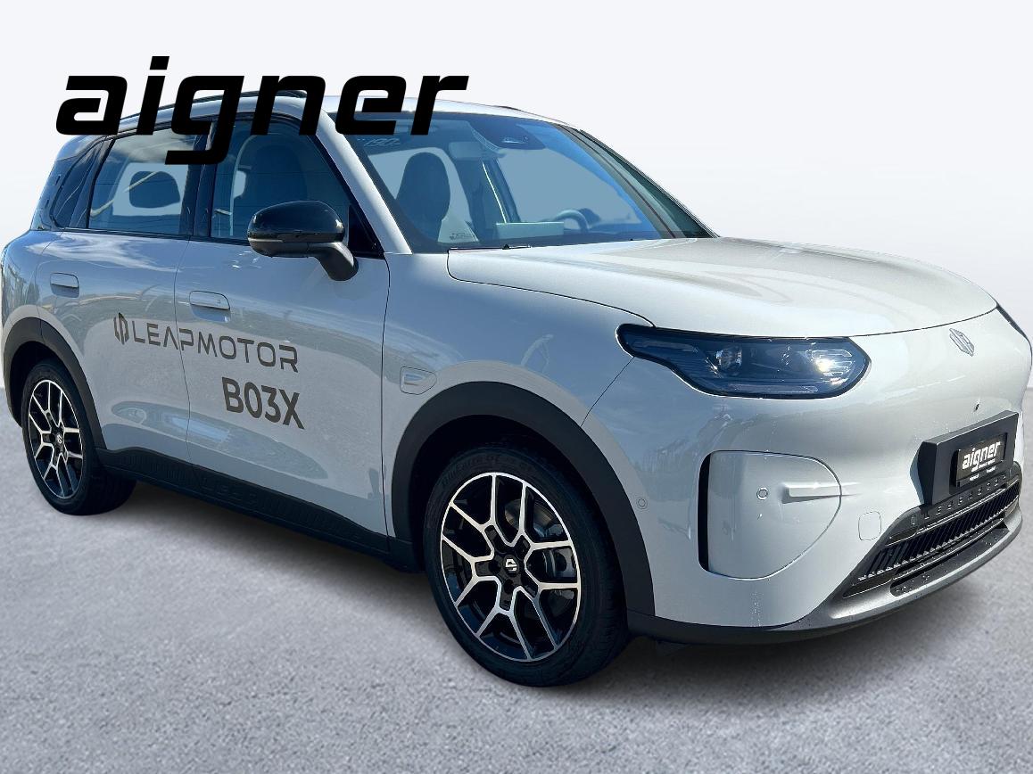 LEAPMOTOR B03X EV-image-6