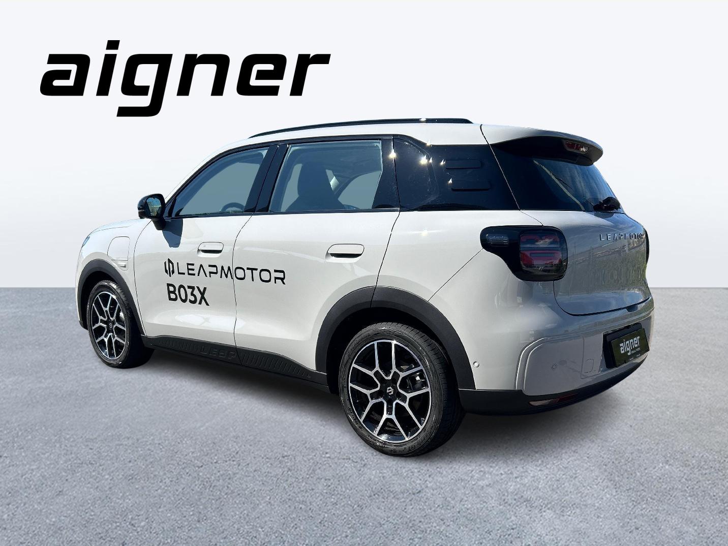 LEAPMOTOR B03X EV-image-2