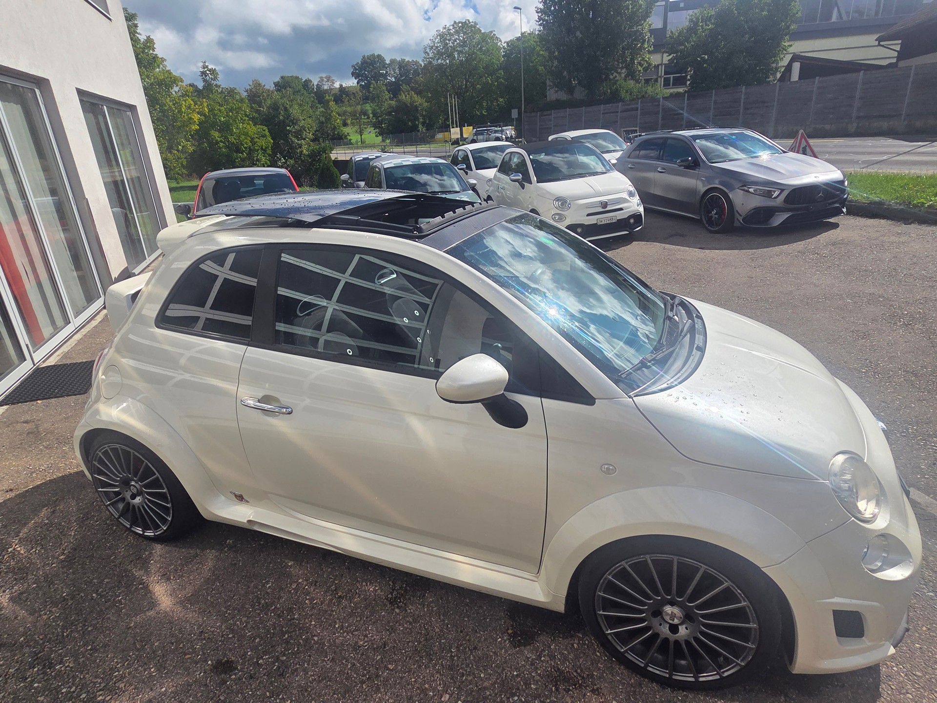 FIAT 500 1.4 16V Turbo Abarth-image-1