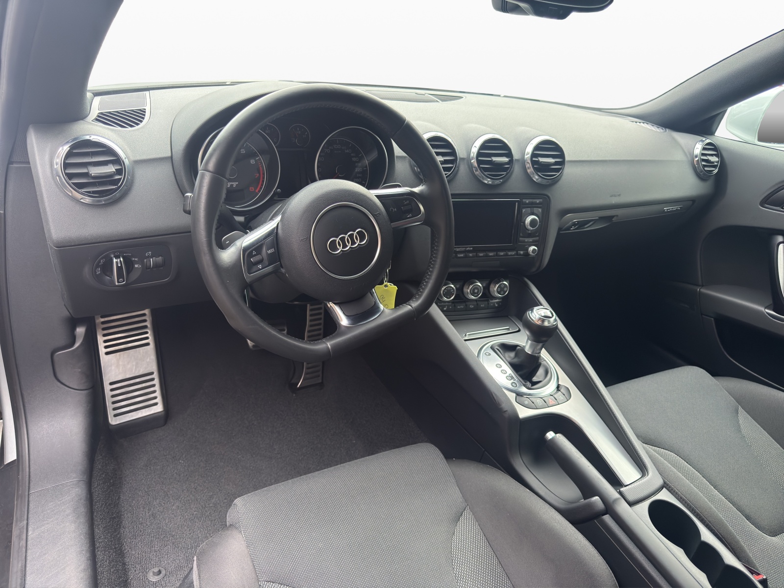 AUDI TT Coupé 2.0 TFSI quattro S-tronic-image-11