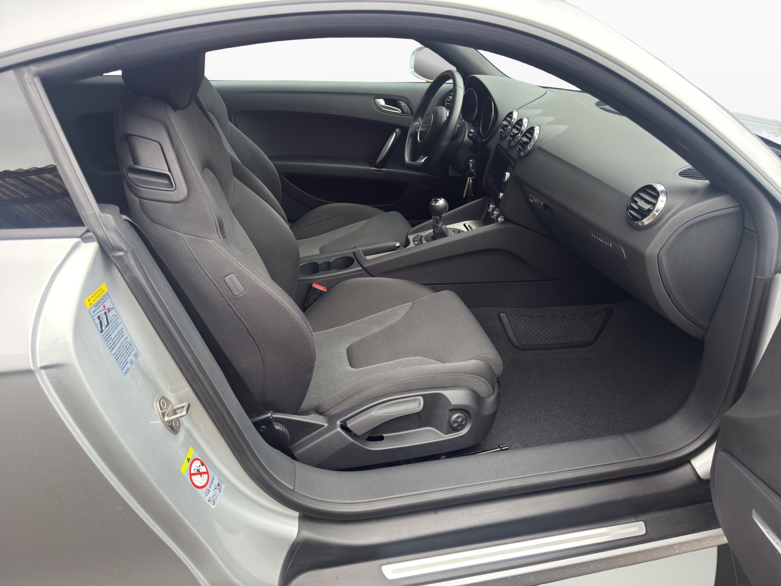 AUDI TT Coupé 2.0 TFSI quattro S-tronic-image-14