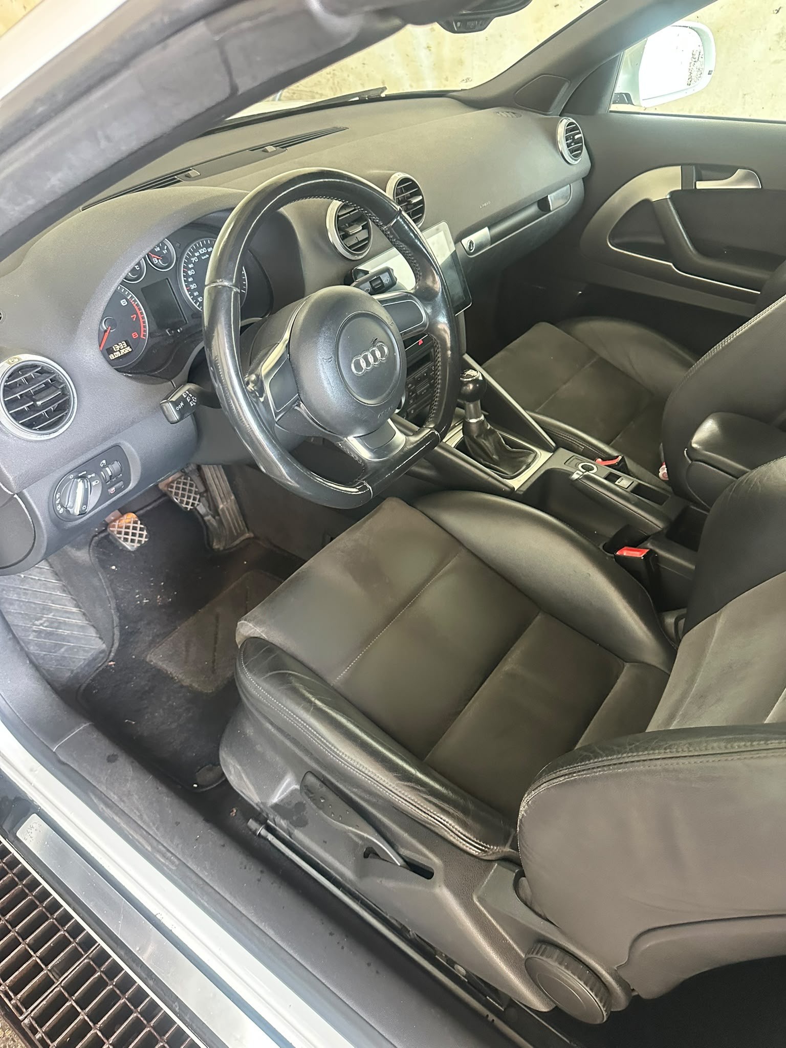 AUDI A3 Cabriolet 1.8 TFSI Sunshine-image-6