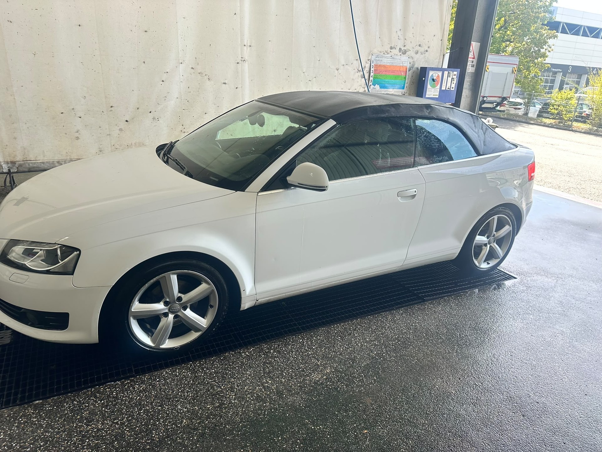 AUDI A3 Cabriolet 1.8 TFSI Sunshine-image-1