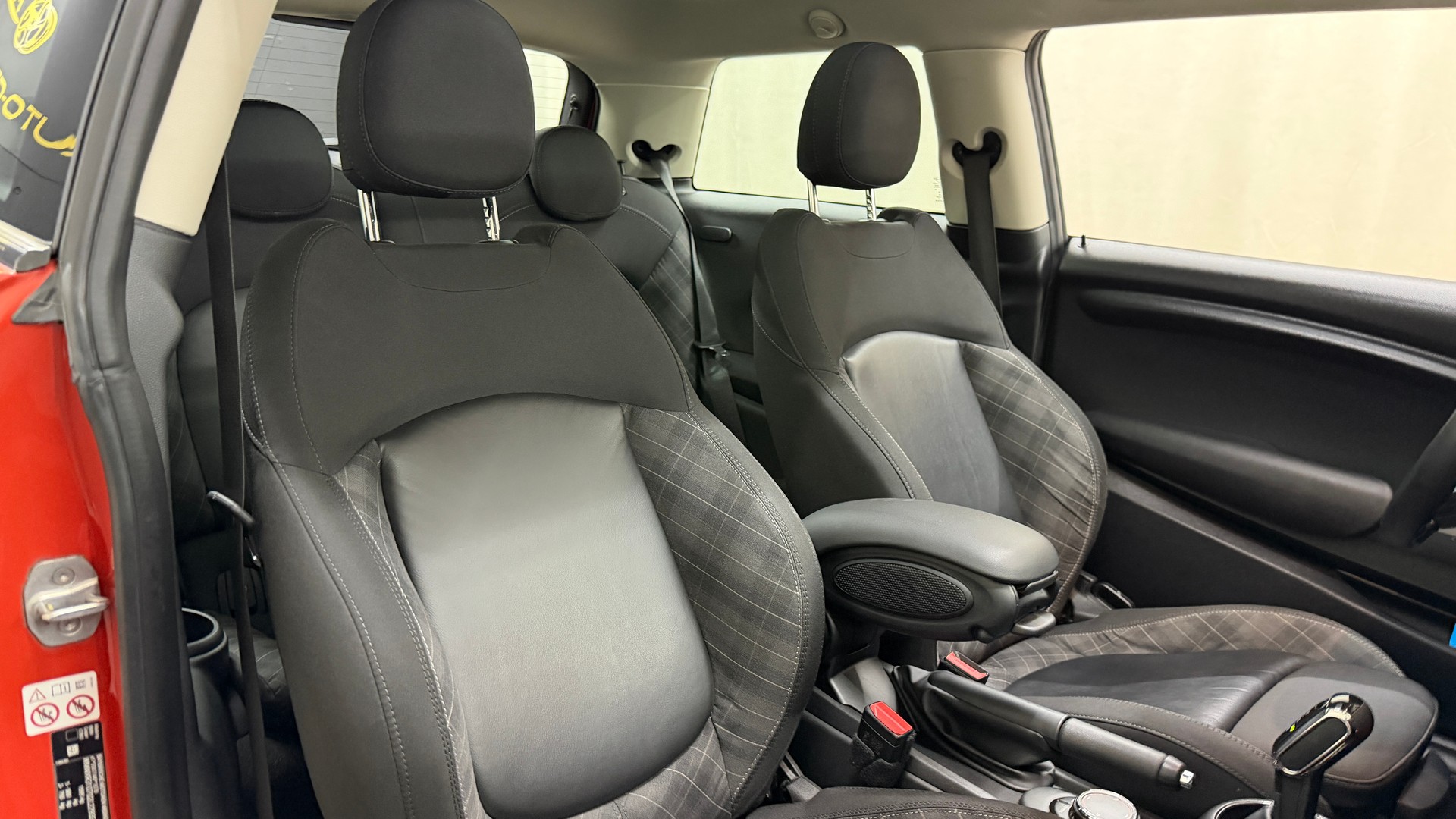 MINI Cooper Steptronic DKG-image-10
