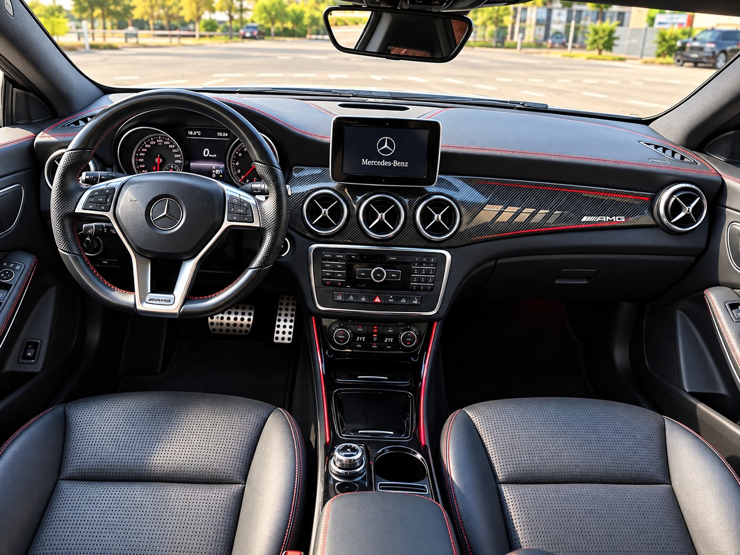 MERCEDES-BENZ CLA 200 AMG Line 7G-DCT-image-5