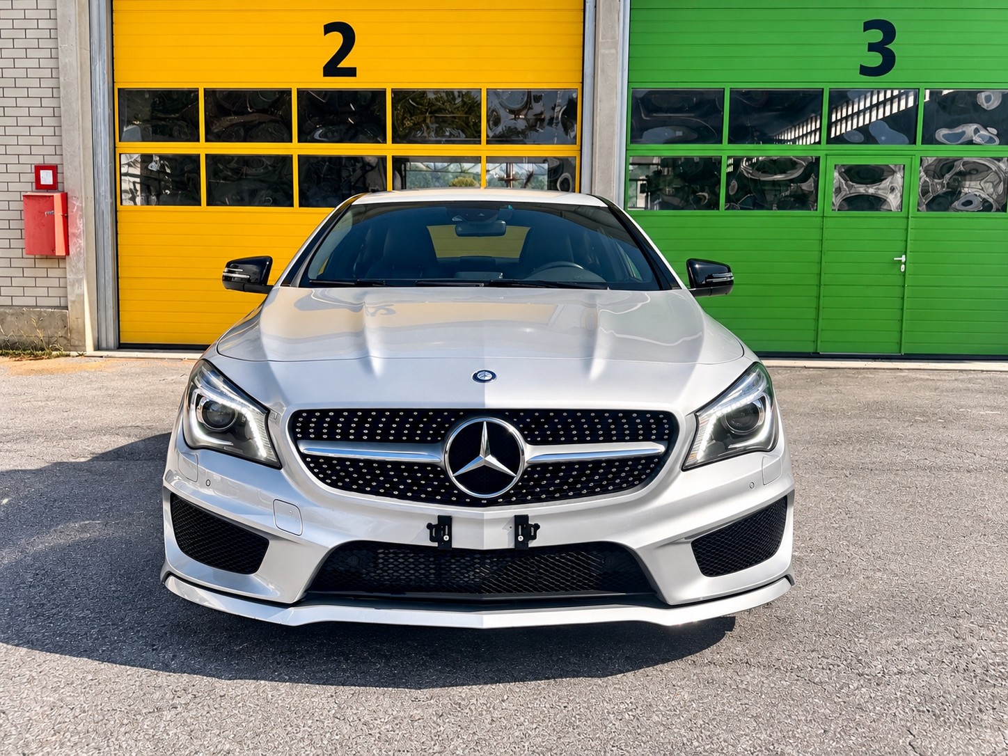 MERCEDES-BENZ CLA 200 AMG Line 7G-DCT-image-0