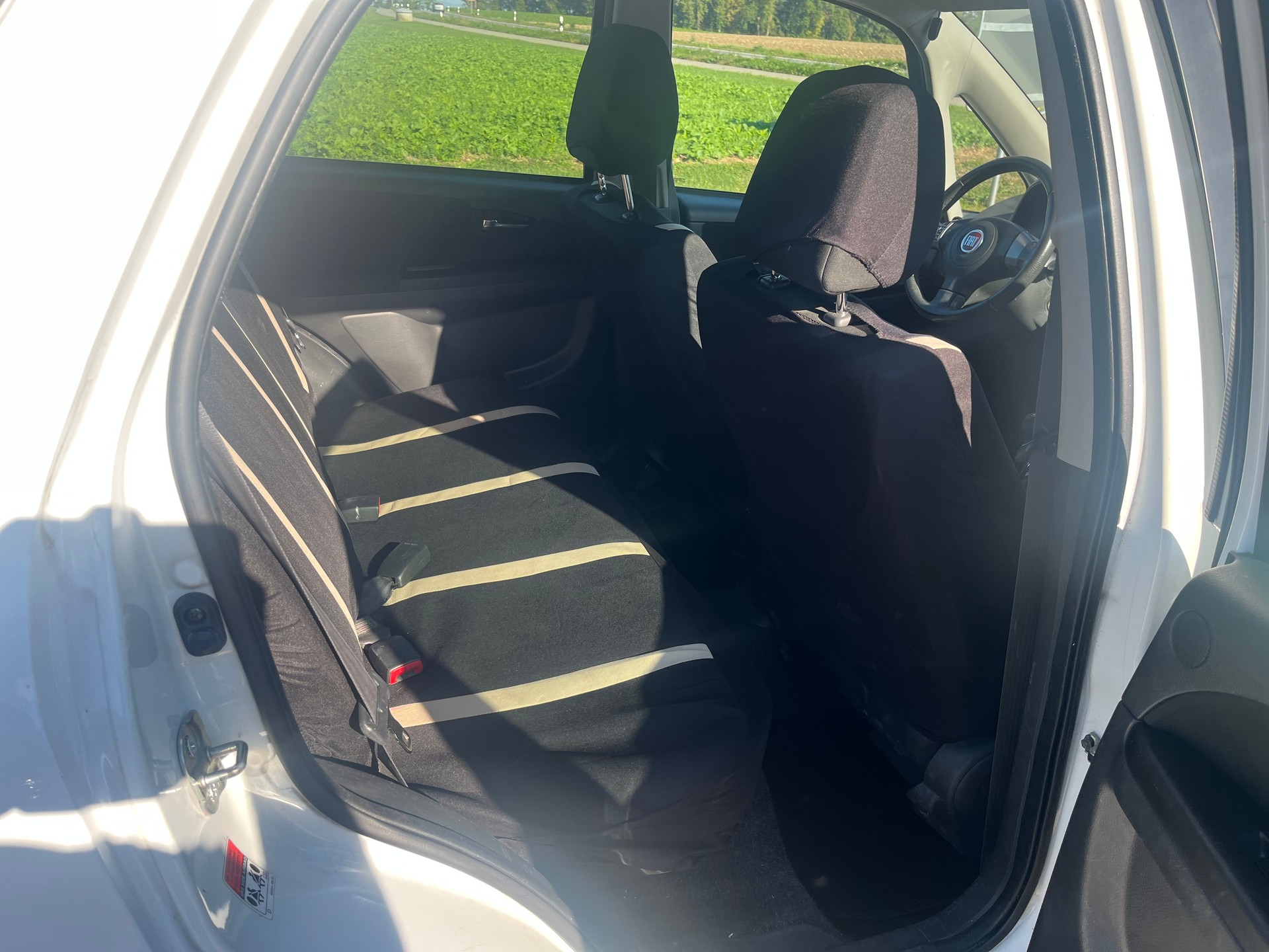 FIAT Sedici 1.6 4WD Dynamic-image-9