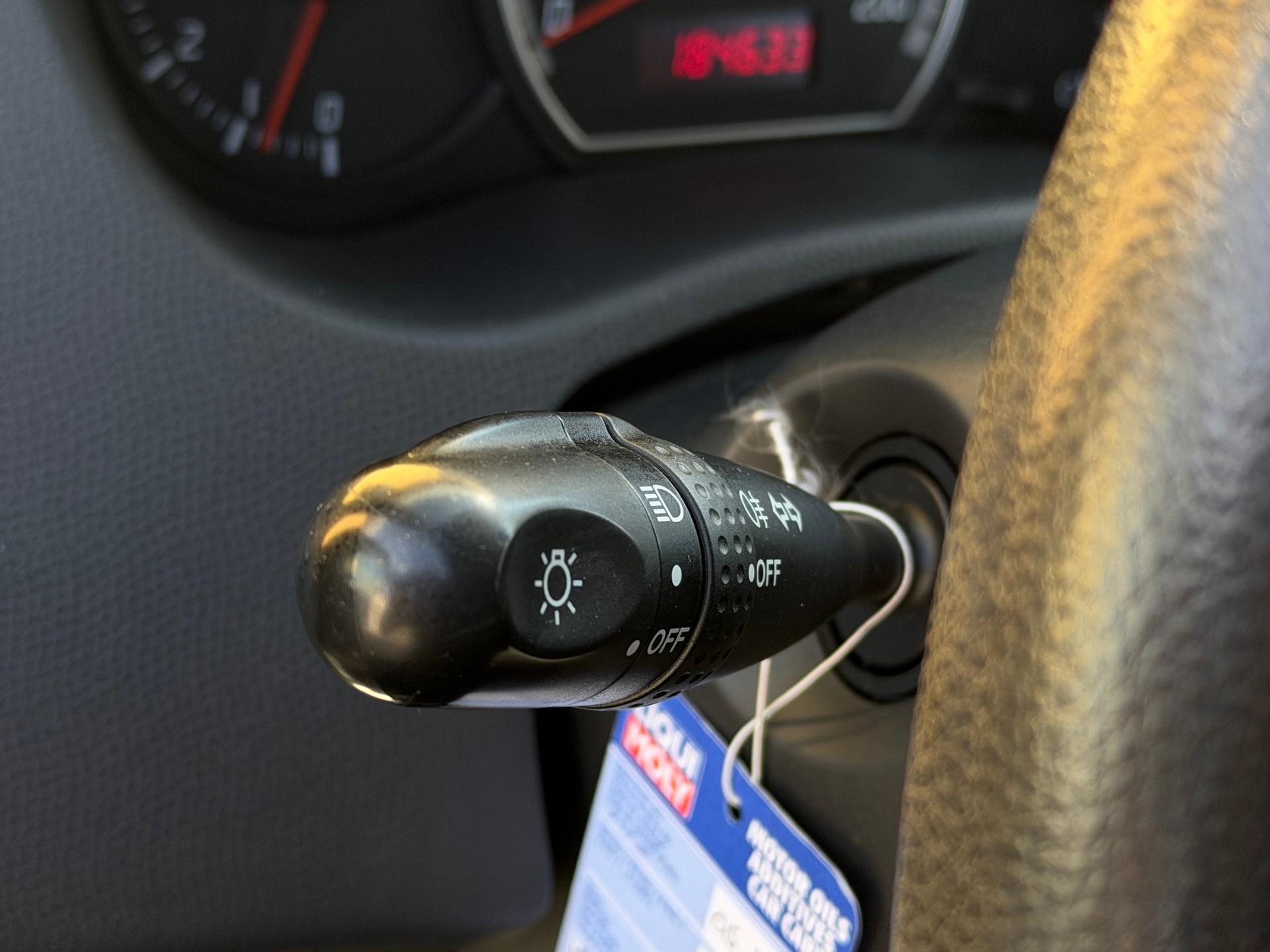 SUZUKI Swift 1.3i 16V GL Top-image-17