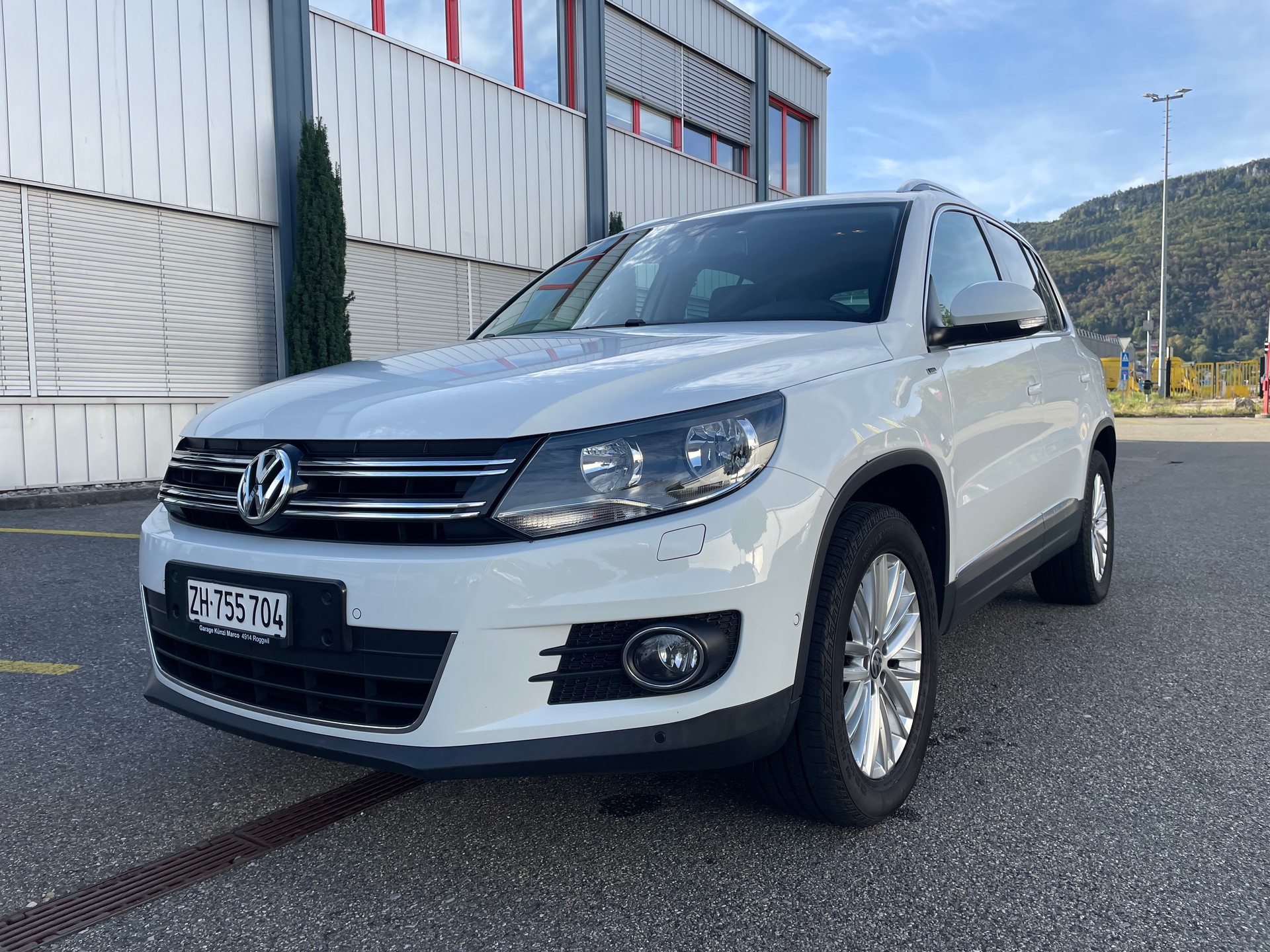VW Tiguan 2.0 TSI Cup 4Motion DSG-image-0
