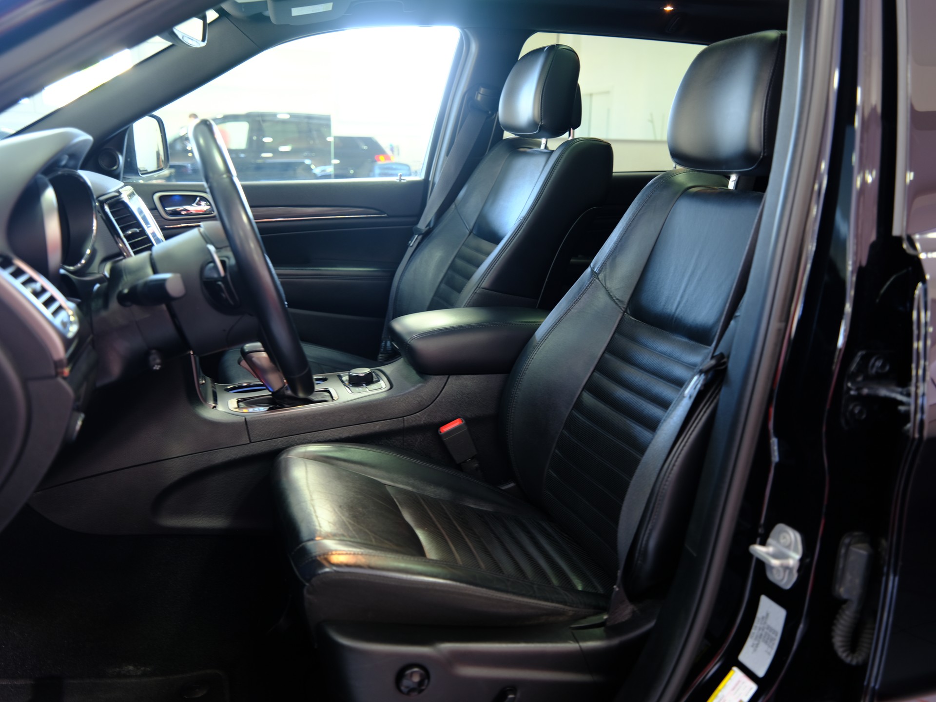 JEEP Grand Cherokee 3.0 CRD Summit Automatic *PANORAMADACH* *RÜCKFAHRKAMERA*-image-15