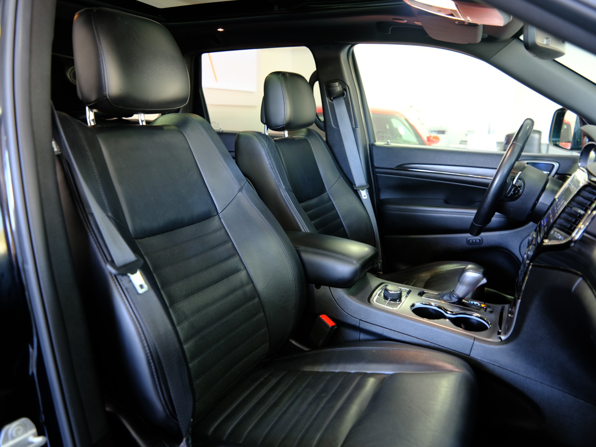 JEEP Grand Cherokee 3.0 CRD Summit Automatic *PANORAMADACH* *RÜCKFAHRKAMERA*-image-11