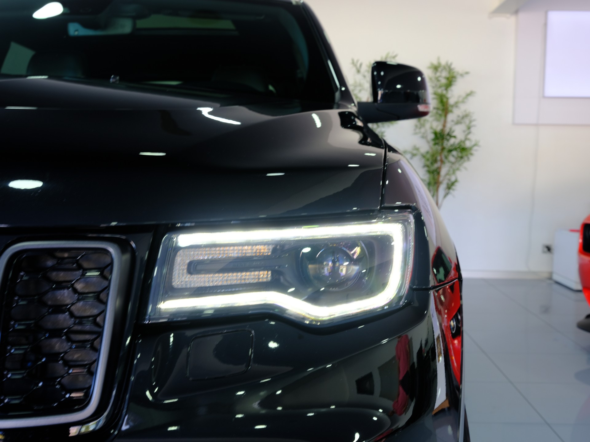JEEP Grand Cherokee 3.0 CRD Summit Automatic *PANORAMADACH* *RÜCKFAHRKAMERA*-image-8