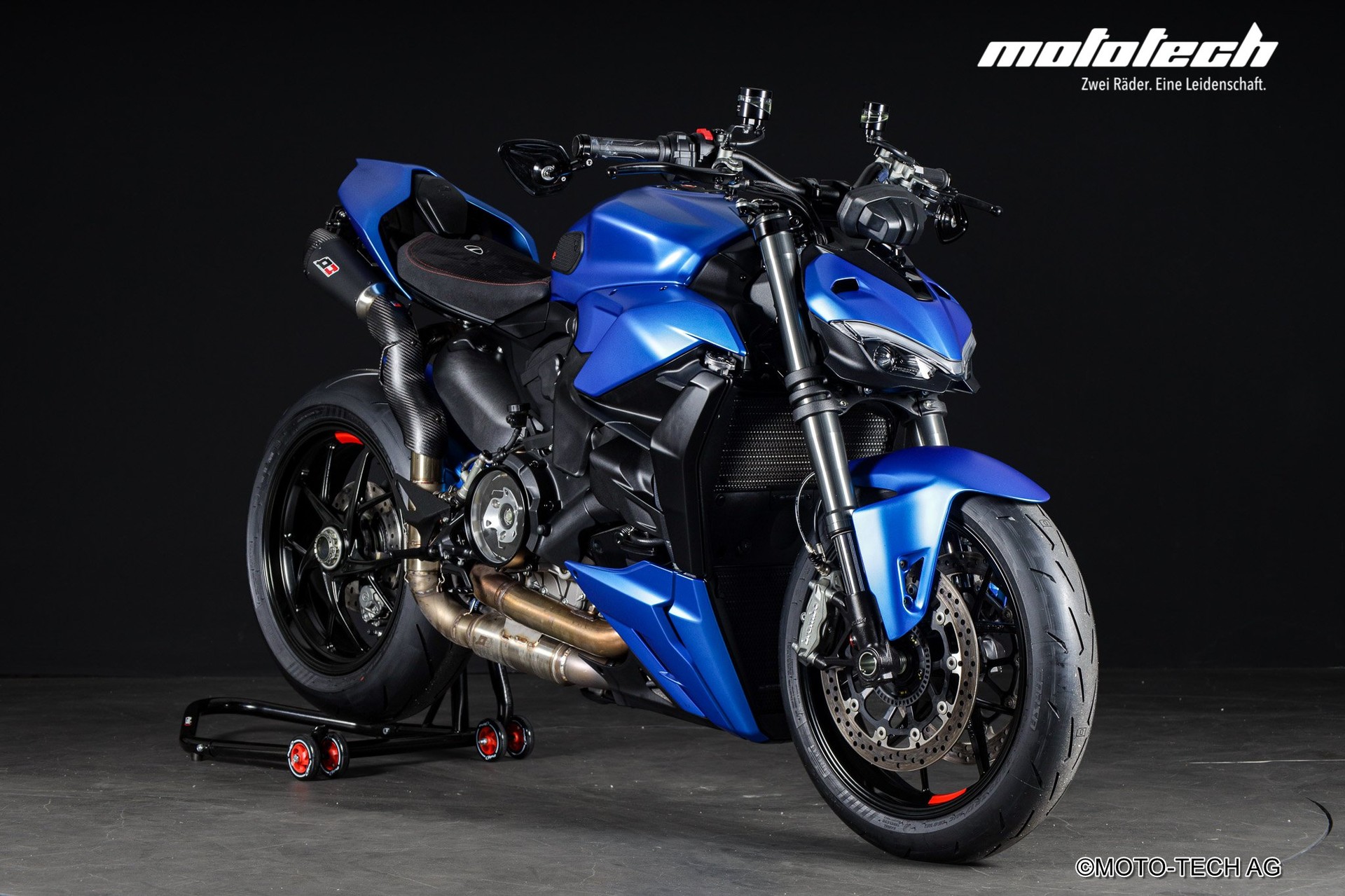 DUCATI Streetfighter V2 QD