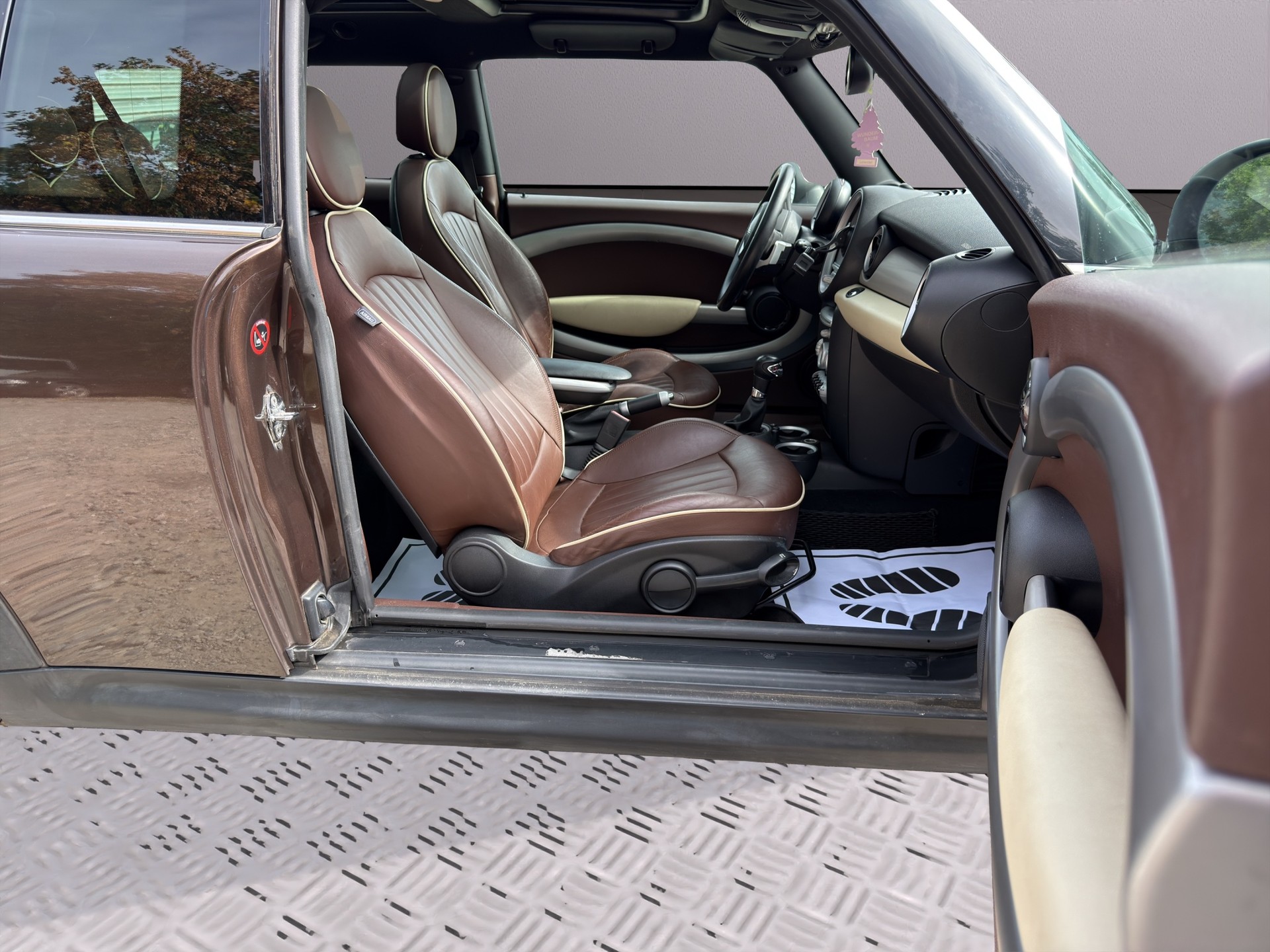 MINI Clubman Cooper S Steptronic-image-11