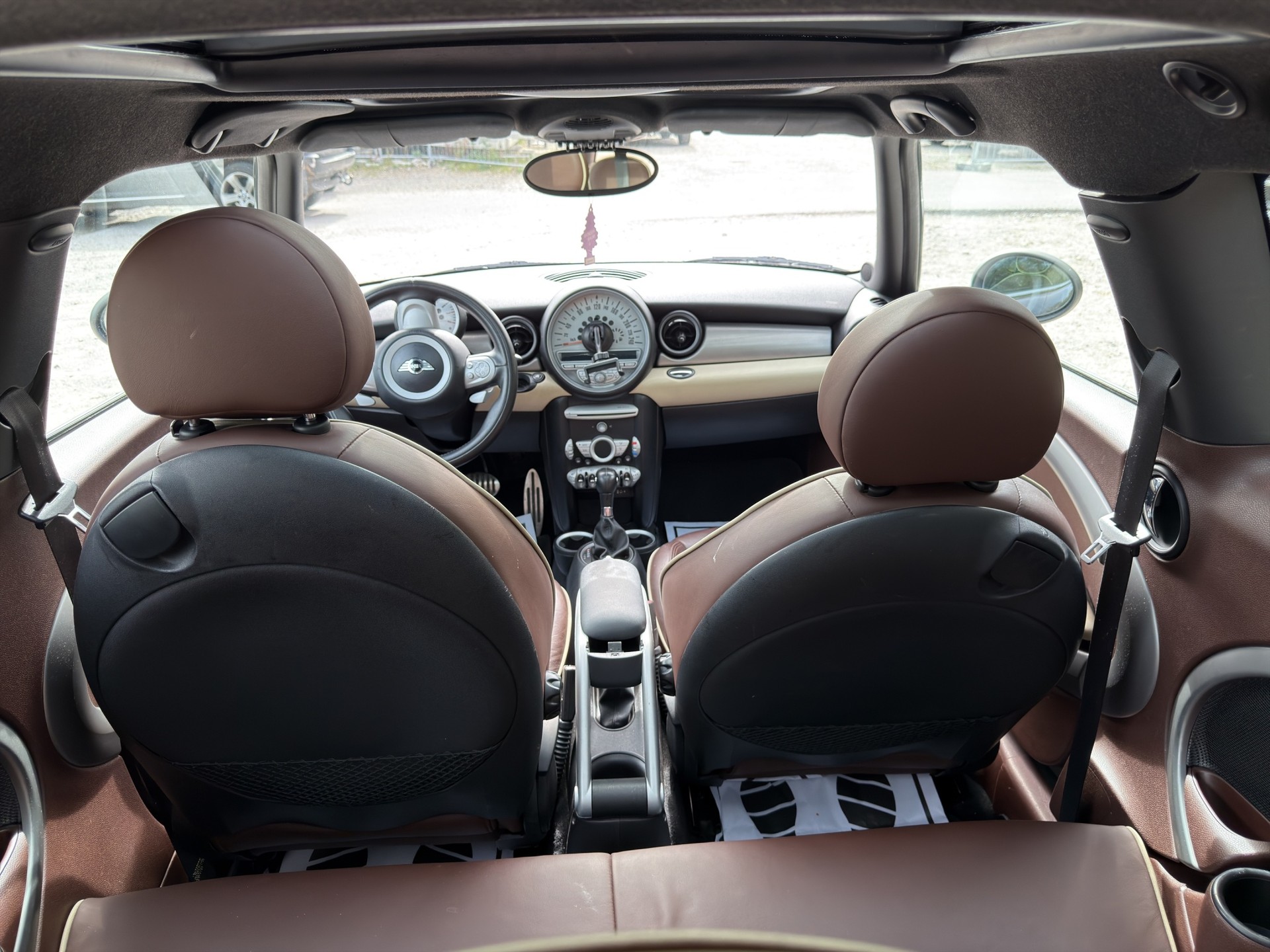 MINI Clubman Cooper S Steptronic-image-12