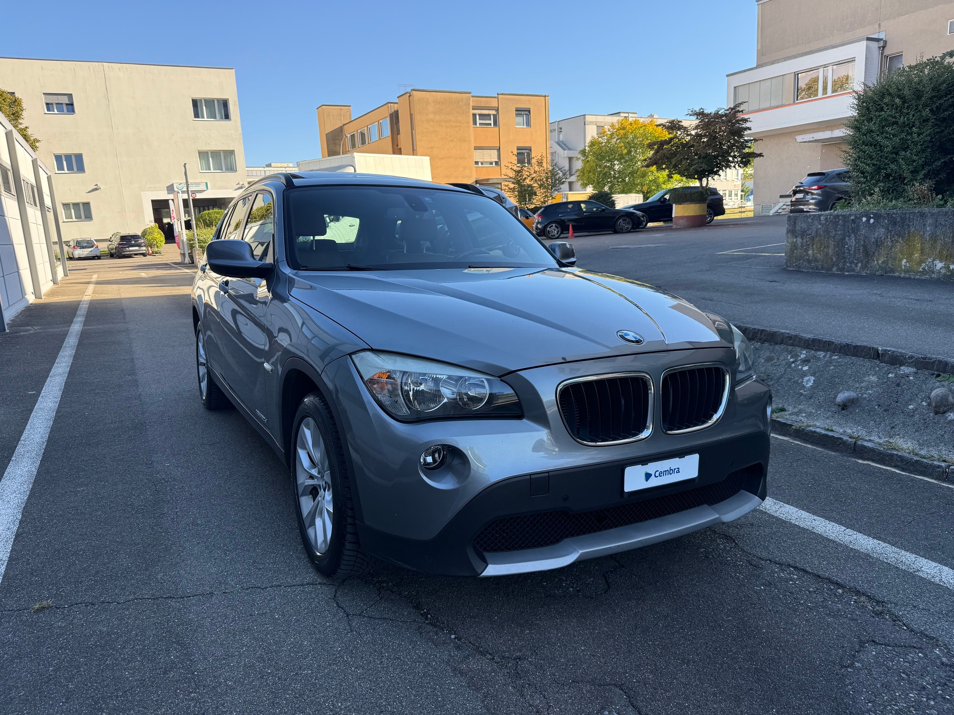 BMW X1 xDrive 20d Steptronic *Frisch ab MFK *Tempomat *Automat *Abnehmbare Anhängerkupplung *Sitzheizung *Panorama-Glasdach-image-1